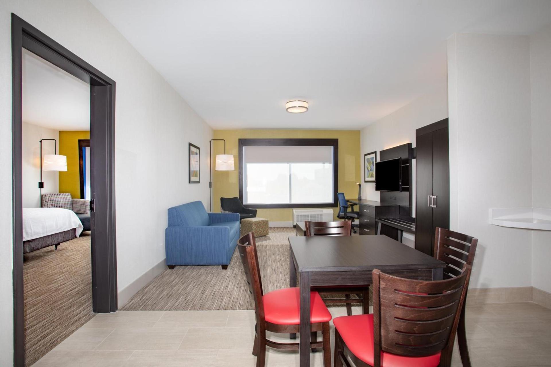 Holiday Inn Express & Suites - Ely by IHG photo 36