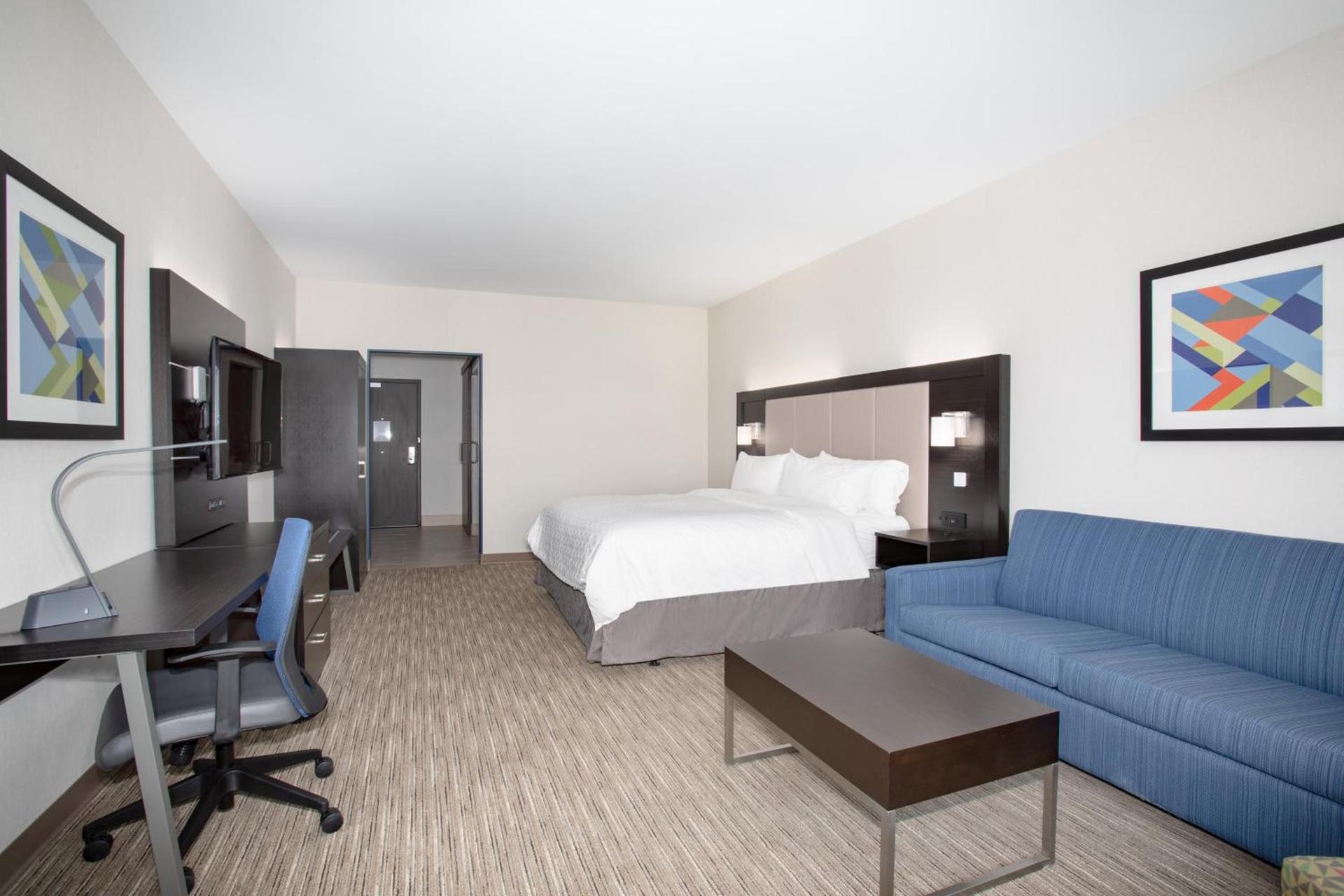 Holiday Inn Express & Suites - Ely by IHG photo 18