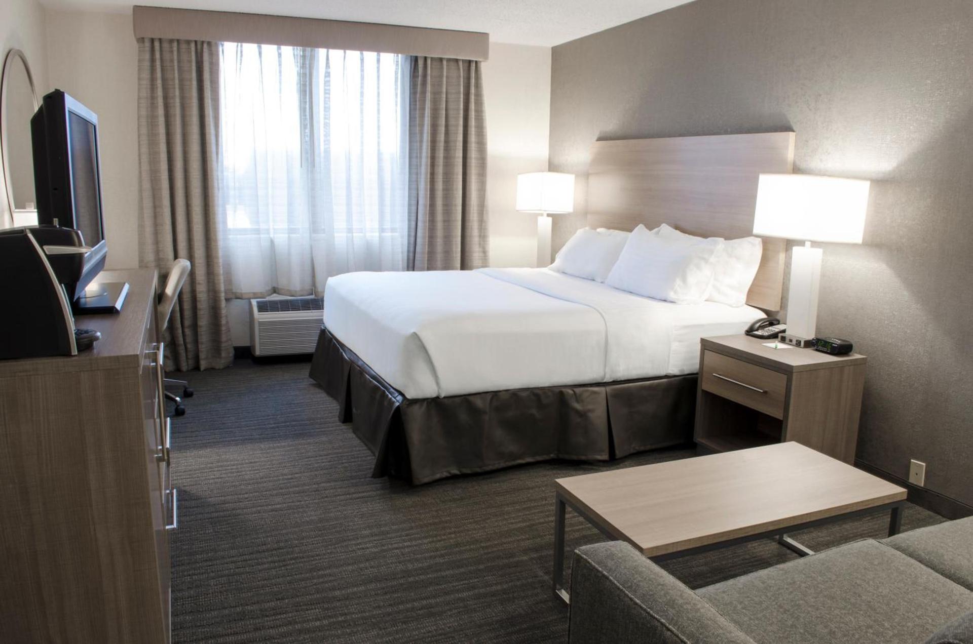 Holiday Inn Fargo by IHG photo 73