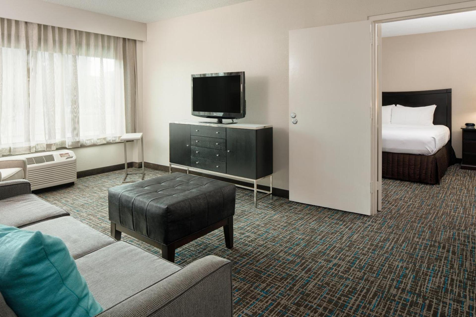 Crowne Plaza Memphis Downtown by IHG photo 84