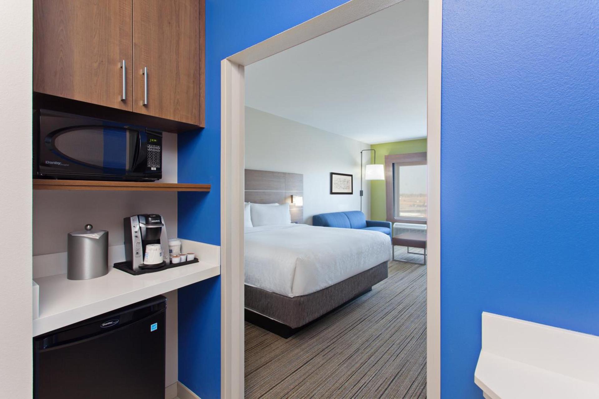 Holiday Inn Express & Suites - Moses Lake by IHG photo 54
