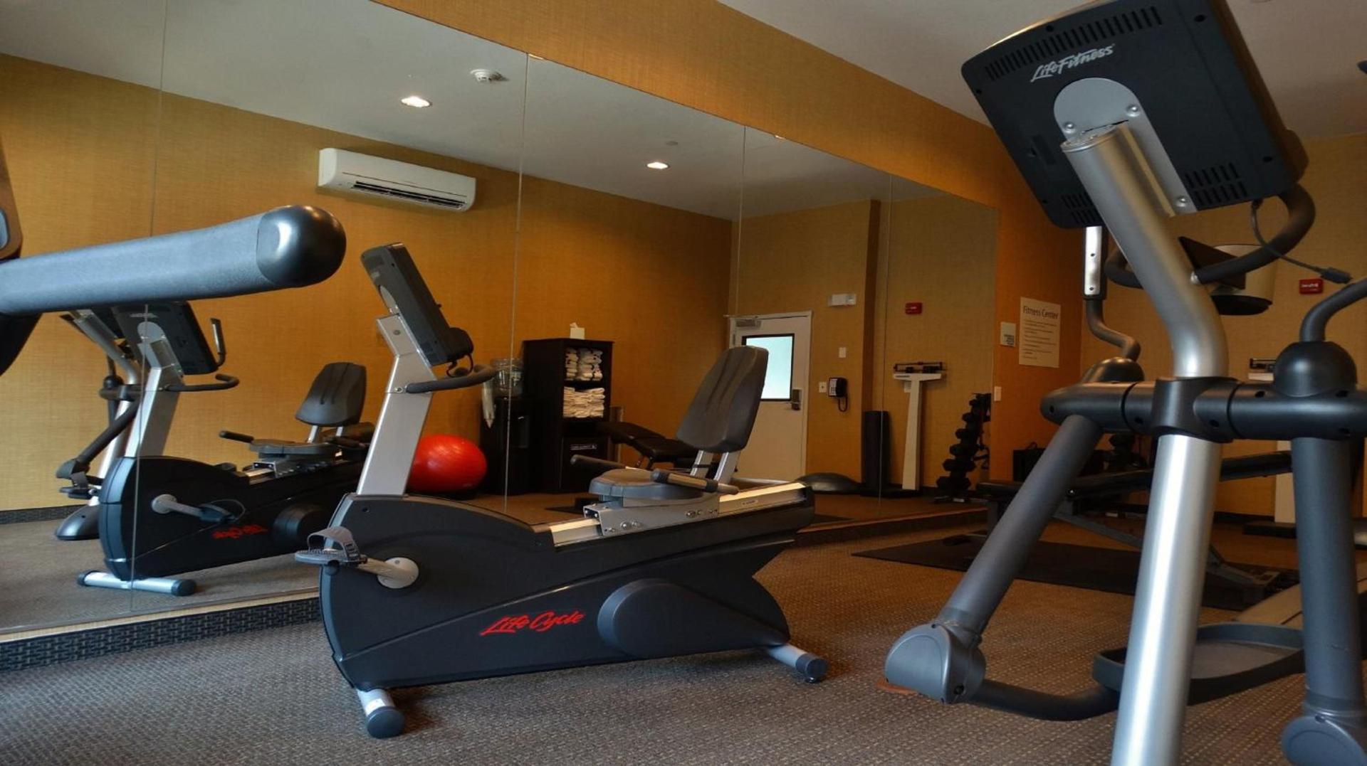 Holiday Inn Express and Suites Montgomery by IHG photo 9
