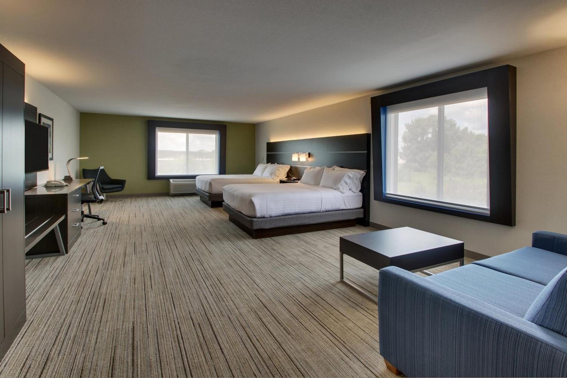 Holiday Inn Express Hotel & Suites Morris by IHG photo 33