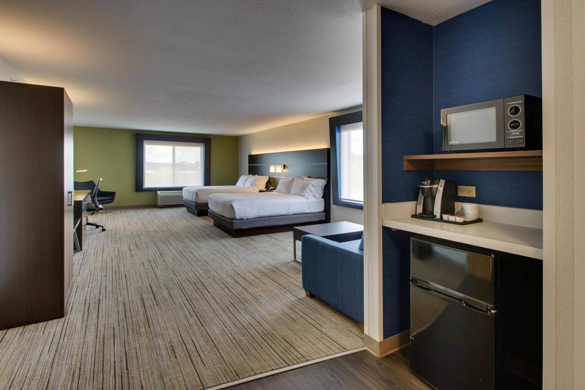 Holiday Inn Express Hotel & Suites Morris by IHG photo 47