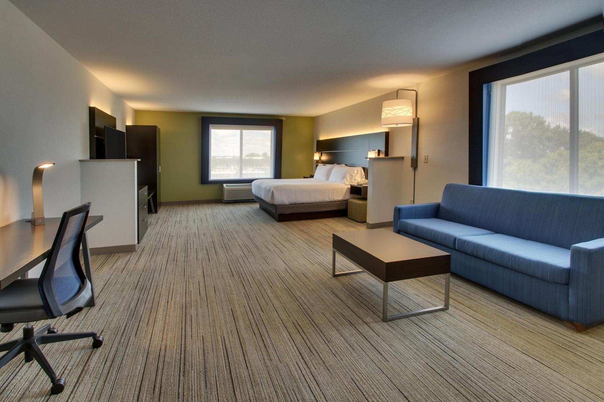 Holiday Inn Express Hotel & Suites Morris by IHG photo 20