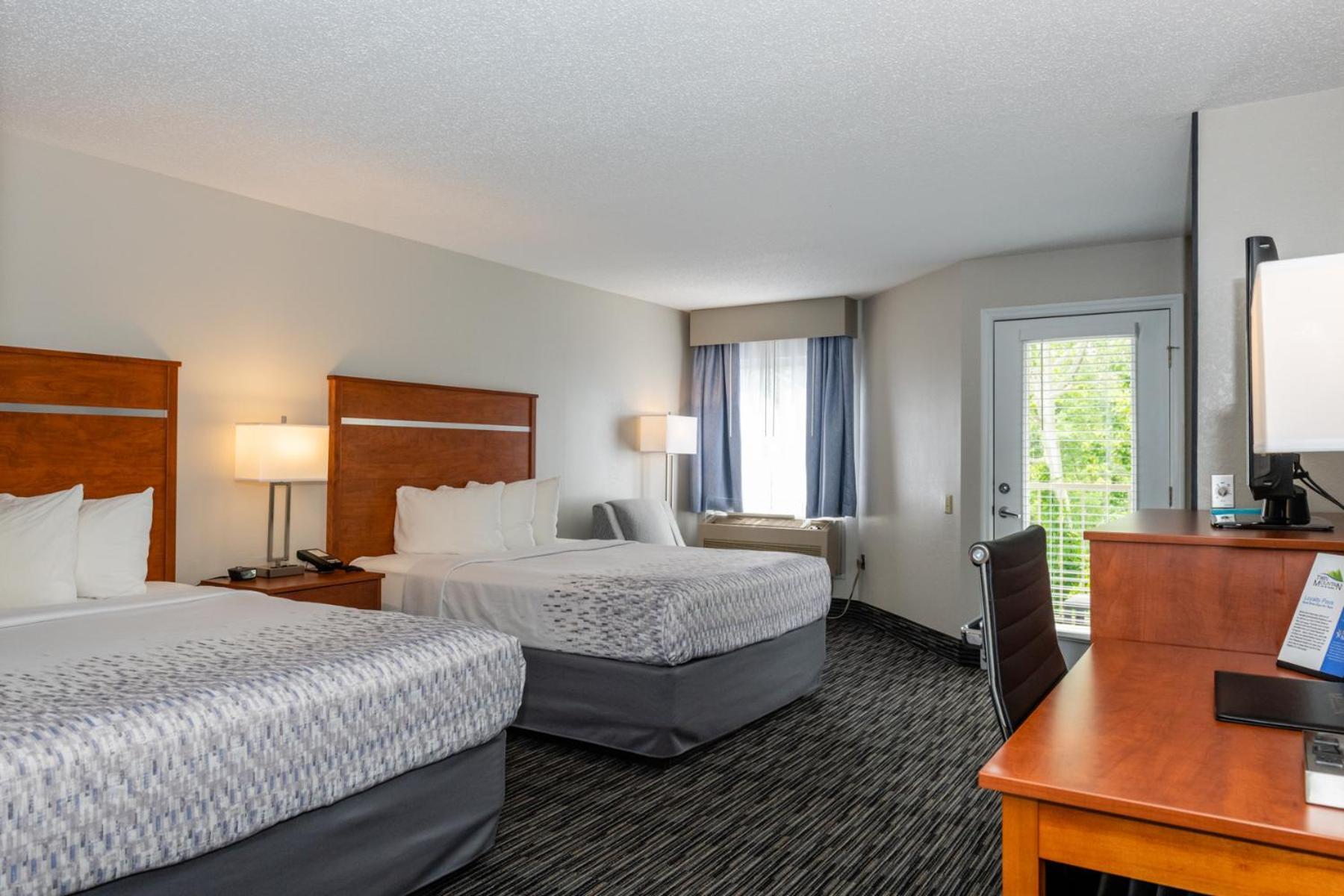 Twin Mountain Inn & Suites photo 12