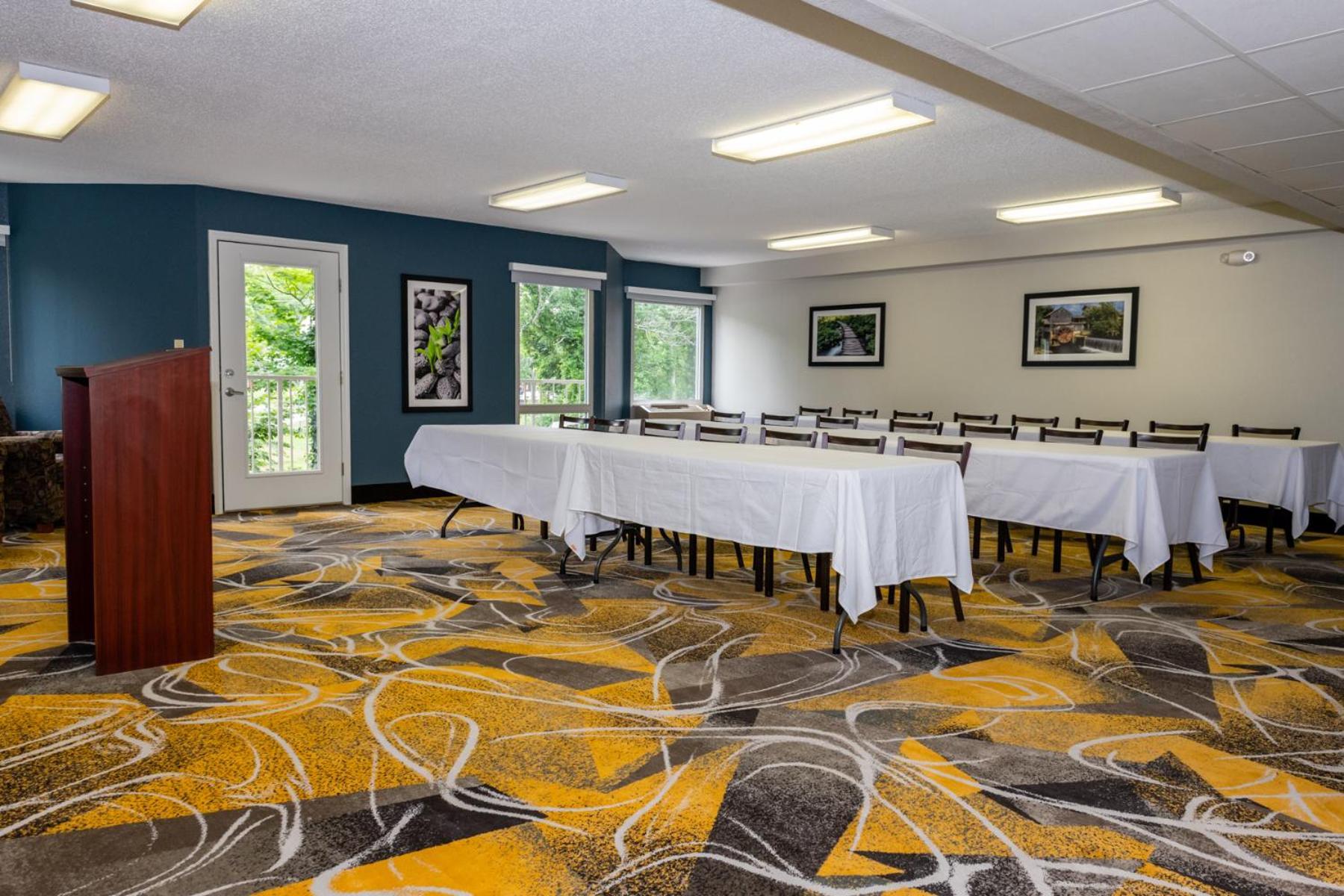 Twin Mountain Inn & Suites photo 16