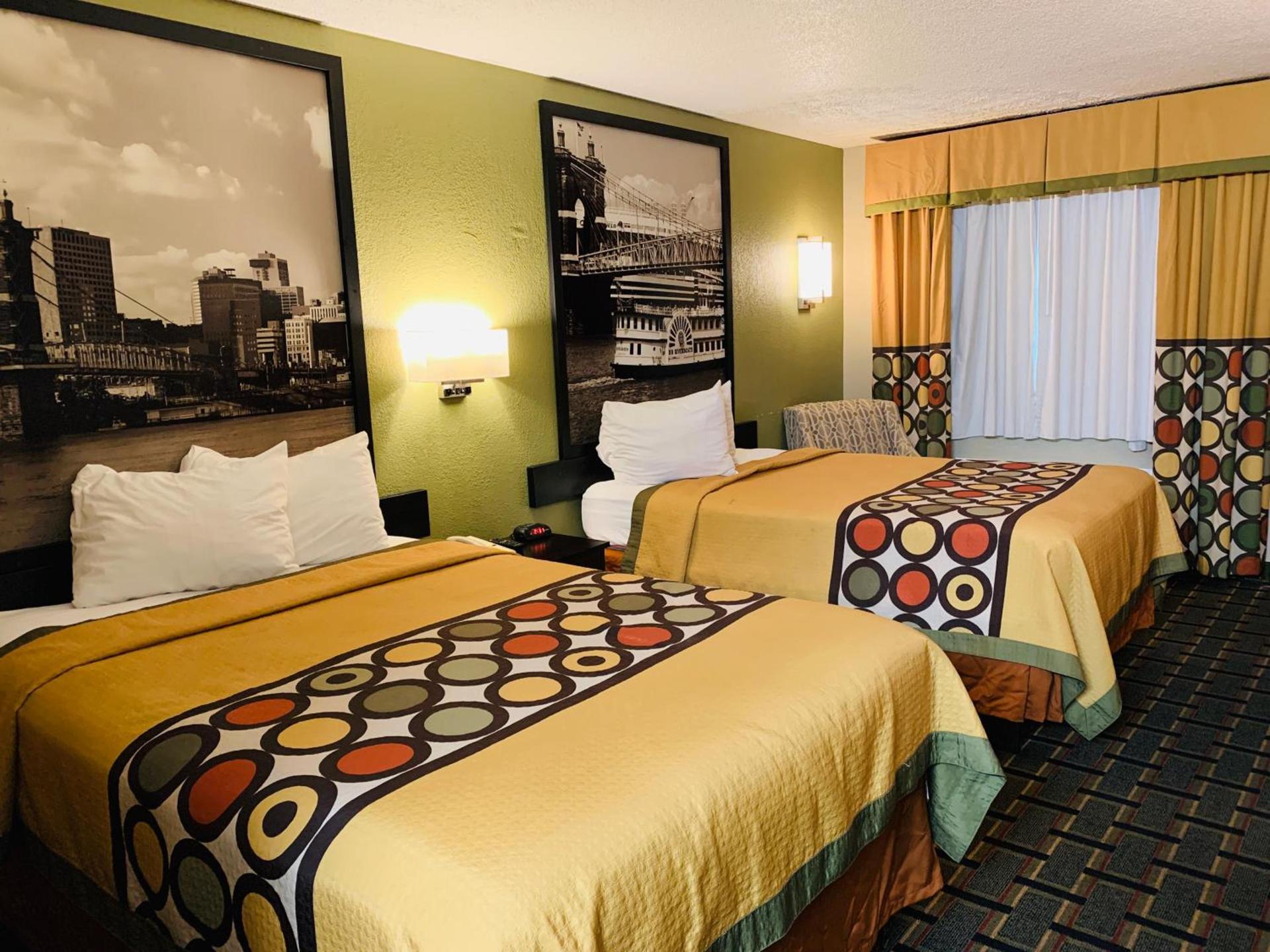 Super 8 by Wyndham Cincinnati-Springdale OH photo 55