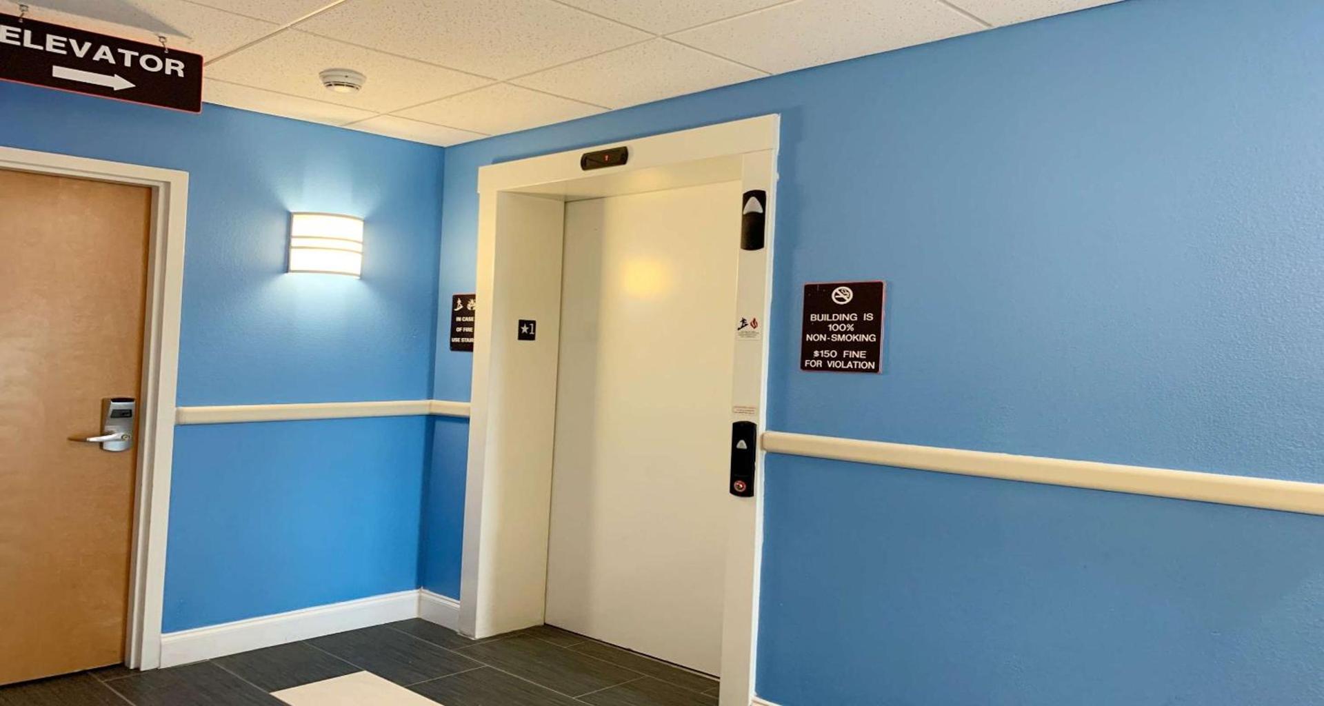 SureStay Plus Hotel by Best Western Niagara Falls East photo 9
