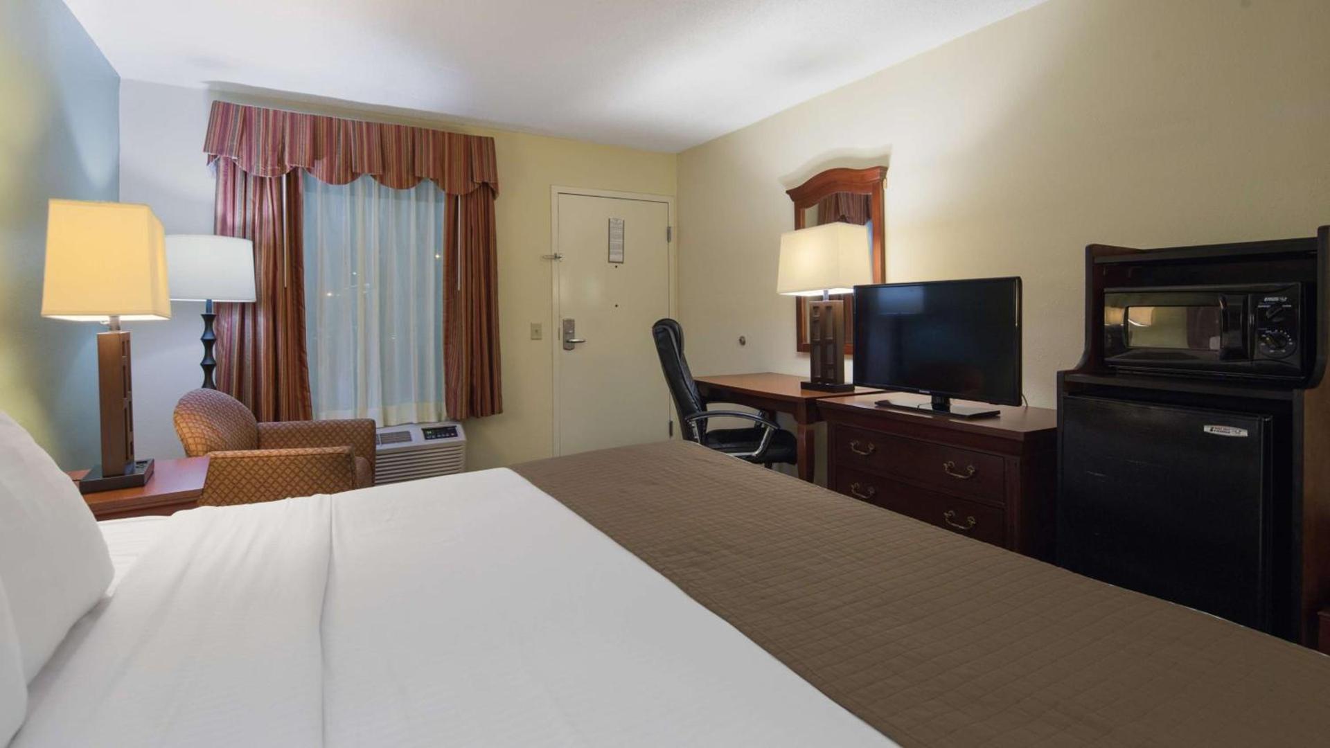 Best Western Of Walterboro photo 5
