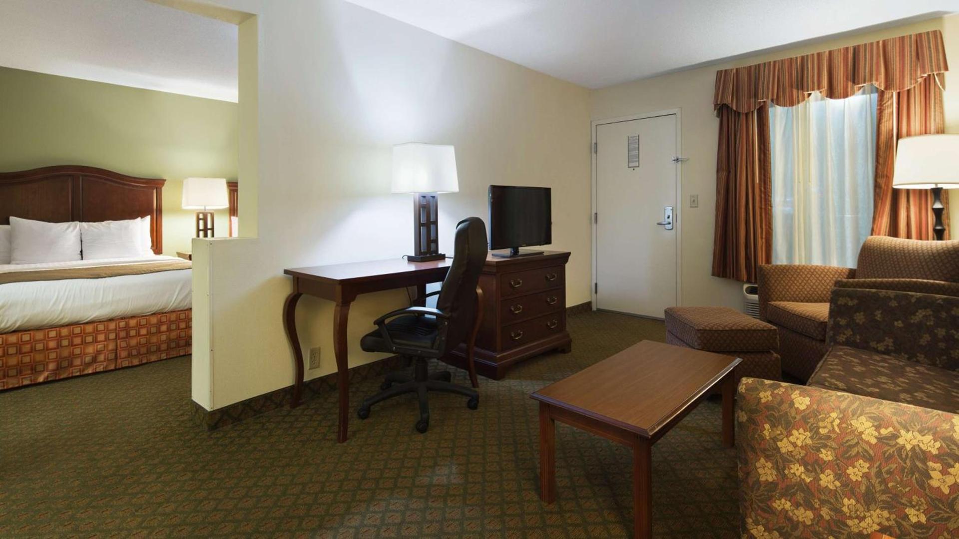 Best Western Of Walterboro photo 12