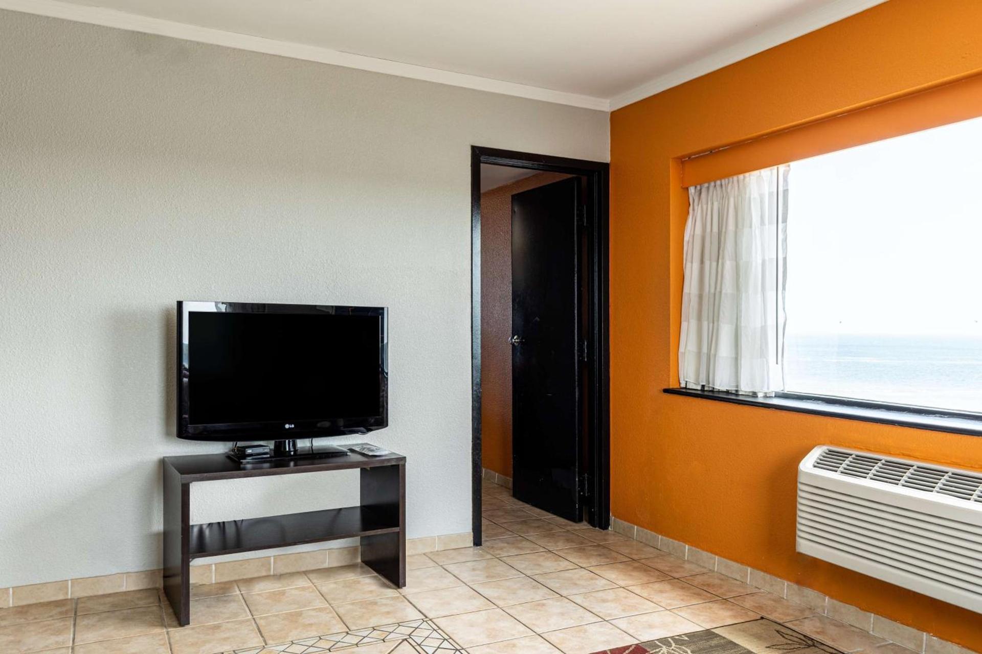 Sandcastle Resort photo 36