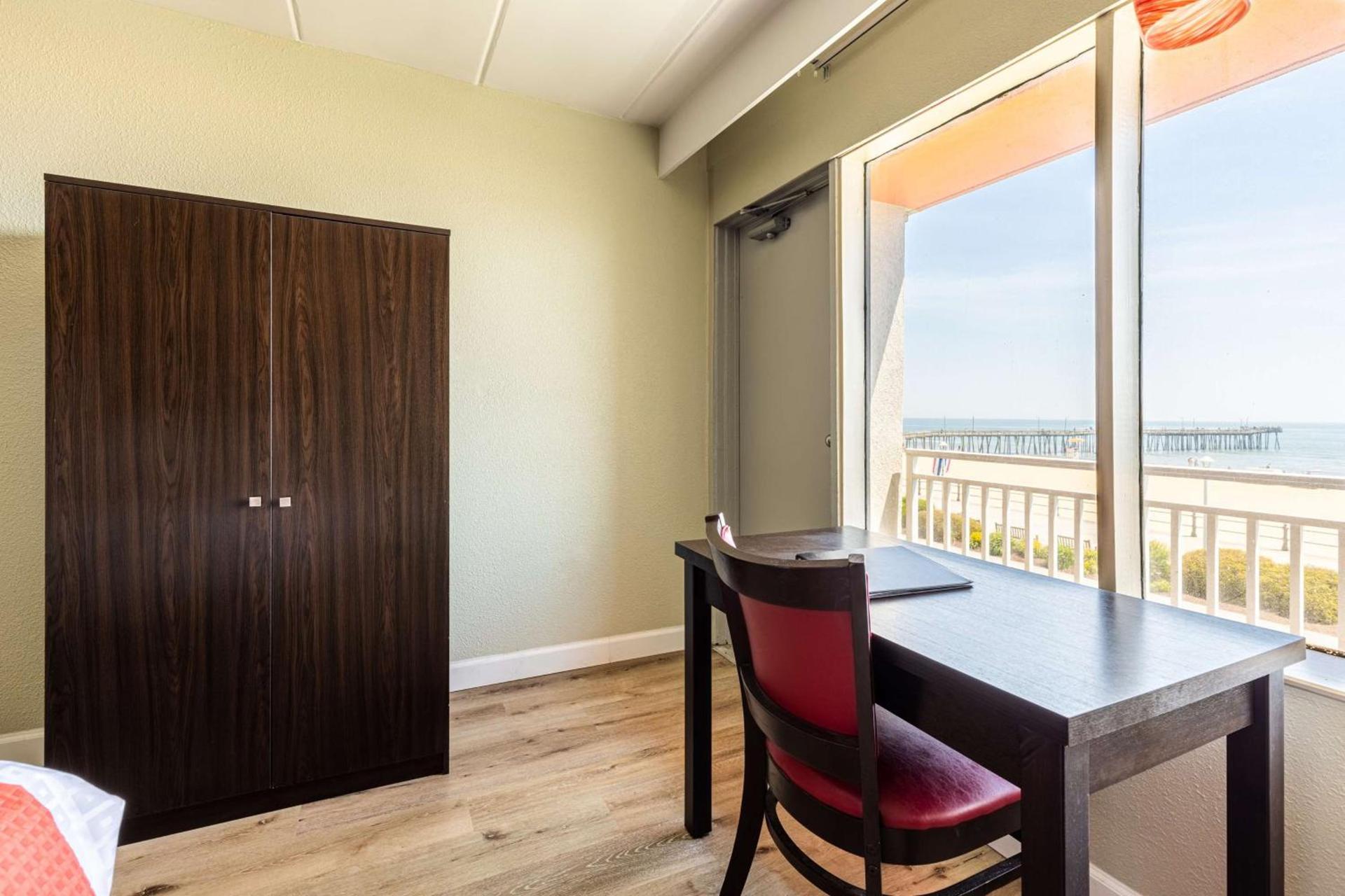 Sandcastle Resort photo 39