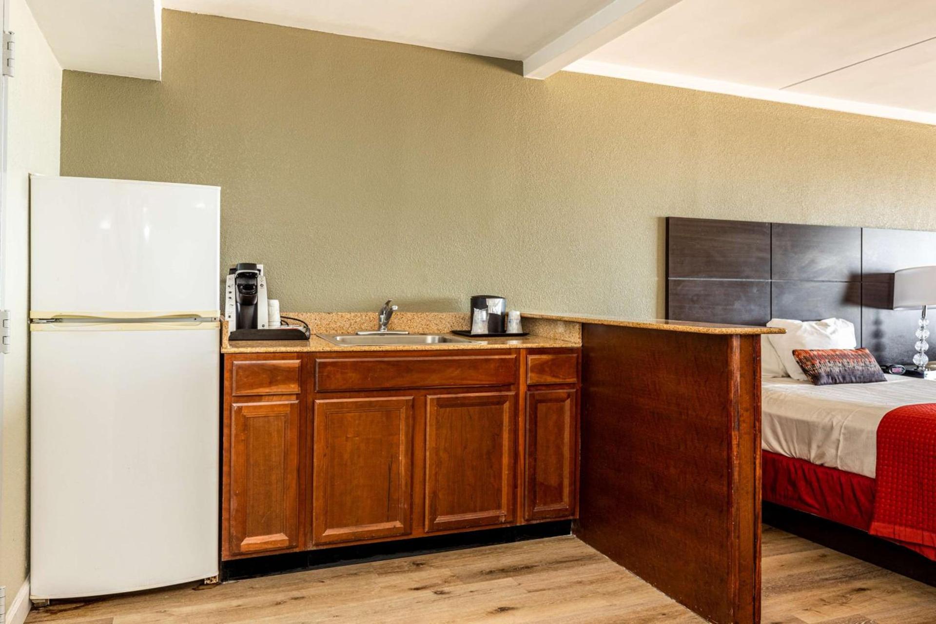 Sandcastle Resort photo 44