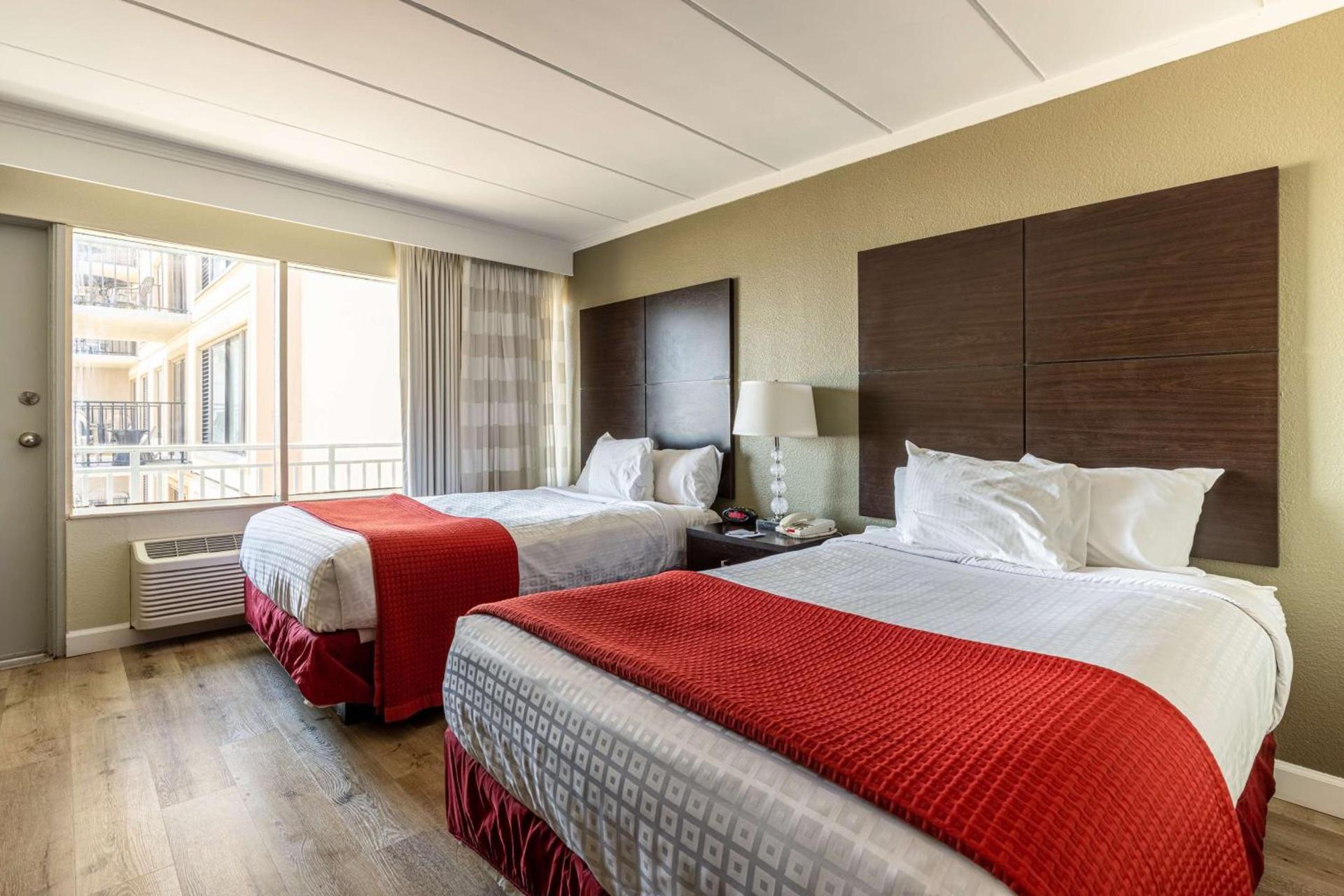Sandcastle Resort photo 47
