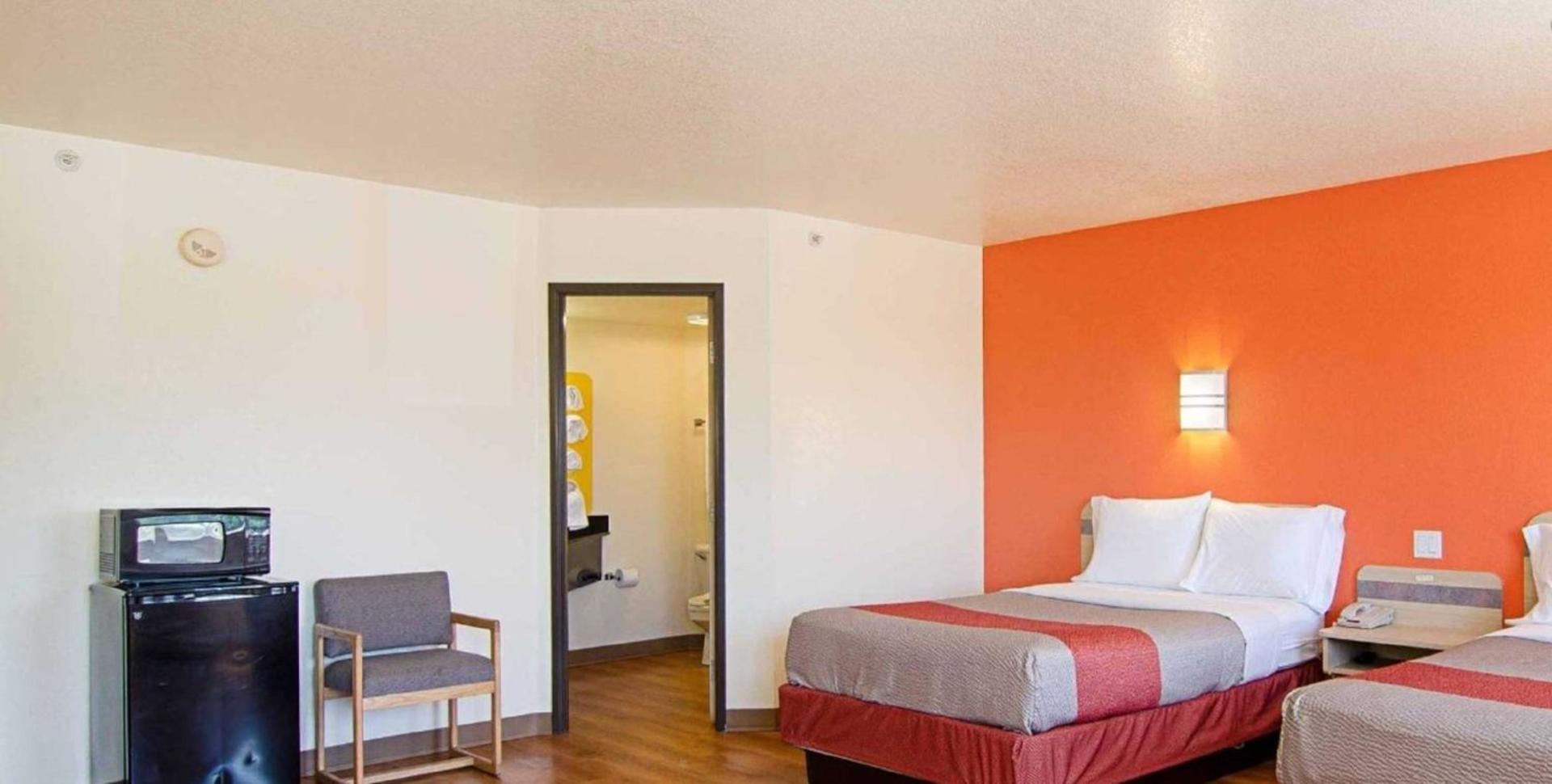 Motel 6-Fort Lupton, CO photo 46