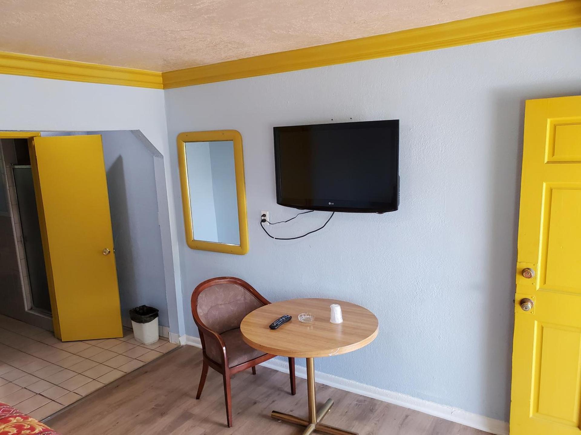 Rose motel photo 11