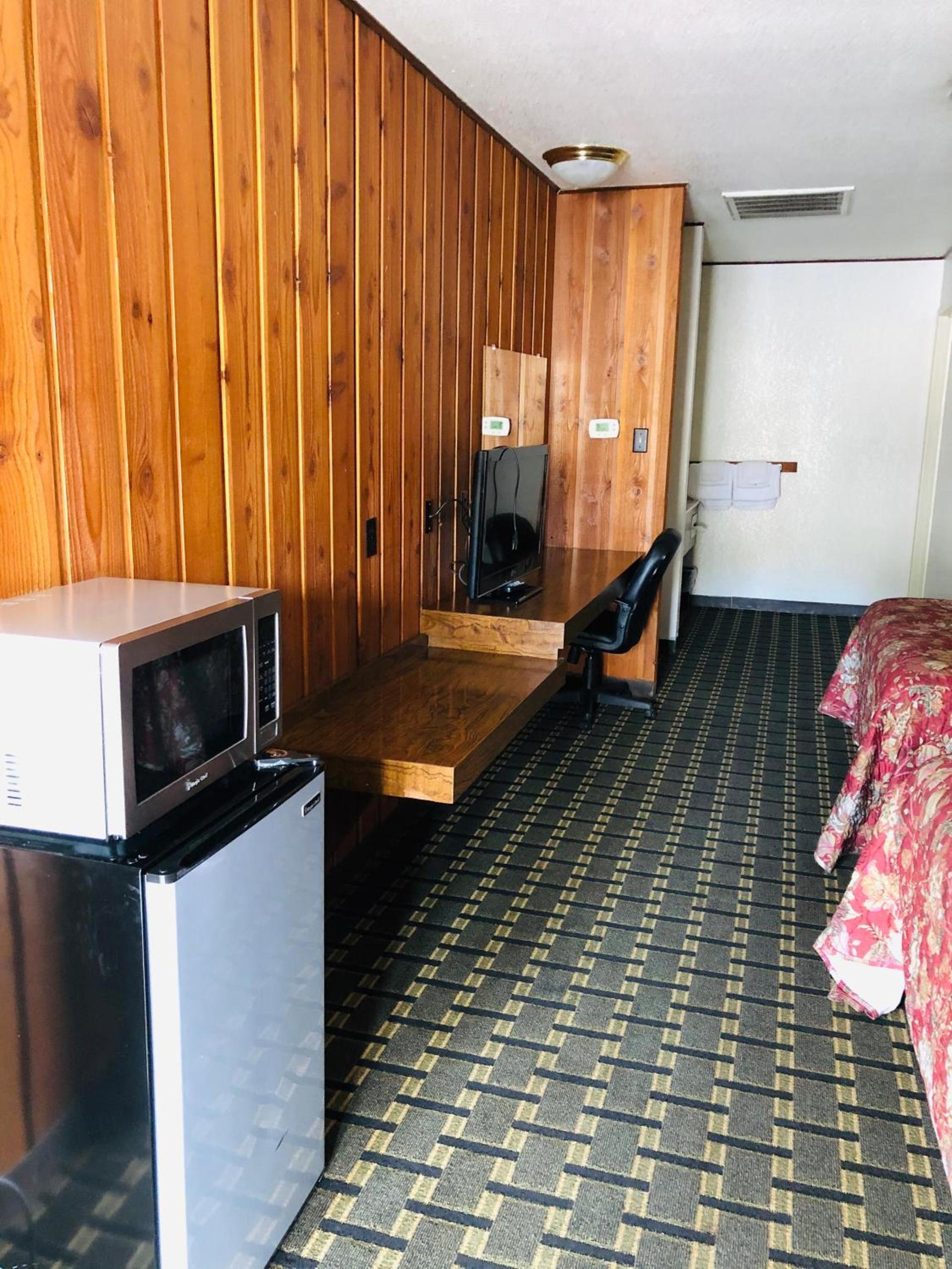 Motel Garberville photo 26