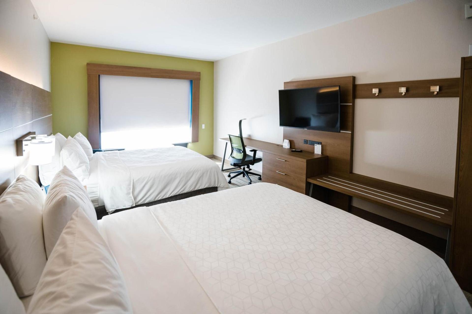 Holiday Inn Express & Suites Knoxville-Farragut by IHG photo 56