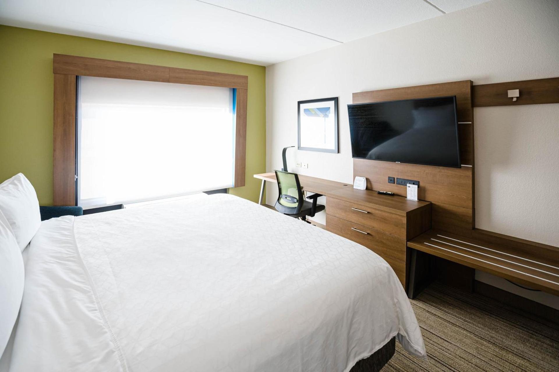 Holiday Inn Express & Suites Knoxville-Farragut by IHG photo 75
