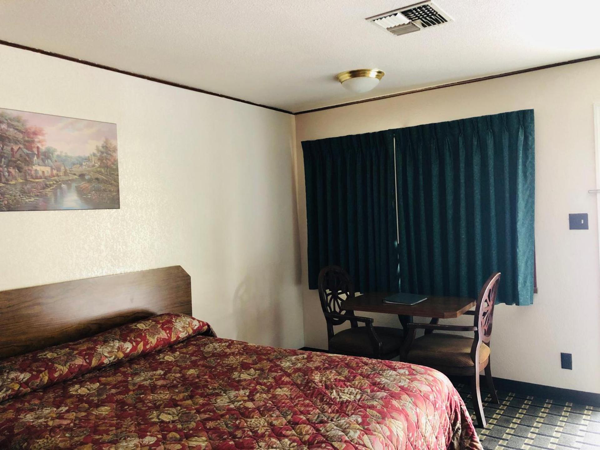 Motel Garberville photo 13