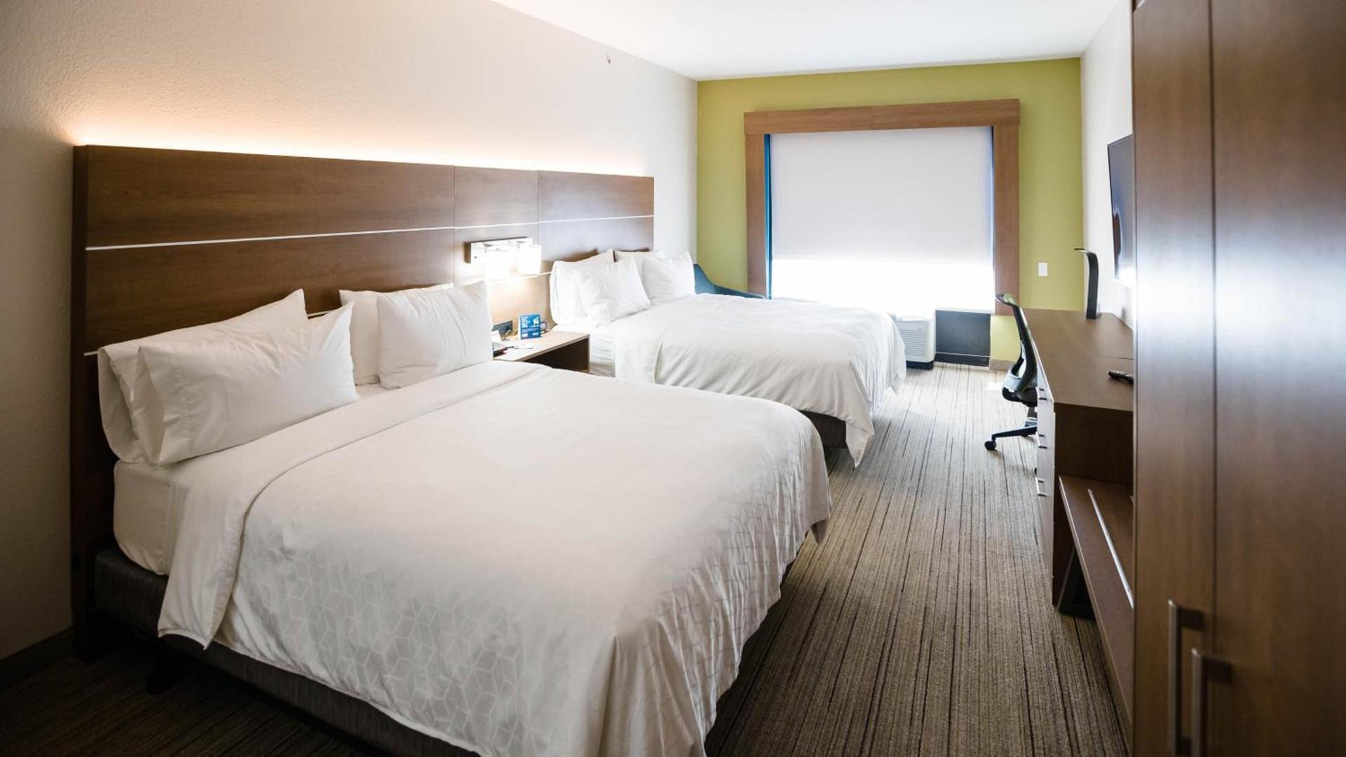Holiday Inn Express & Suites Knoxville-Farragut by IHG photo 57