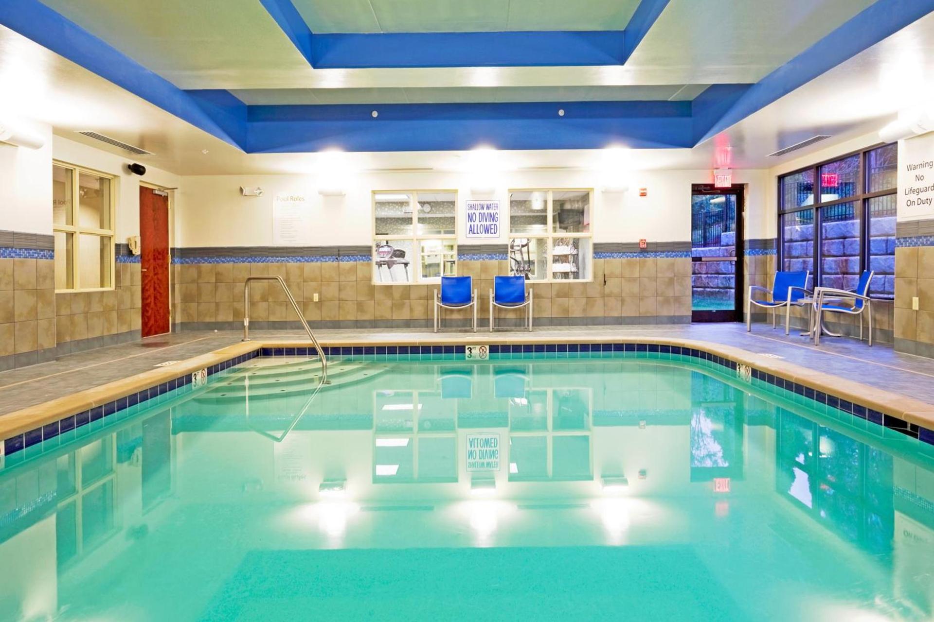 Holiday Inn Express & Suites Knoxville-Farragut by IHG photo 26