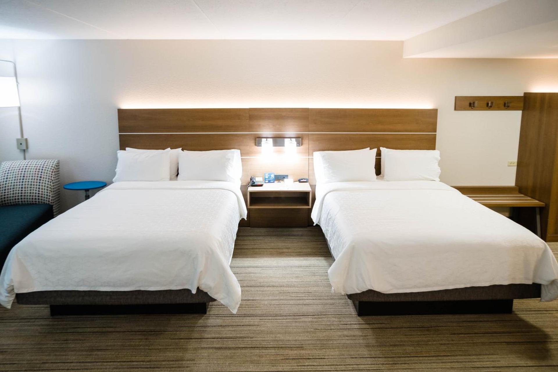 Holiday Inn Express & Suites Knoxville-Farragut by IHG photo 71