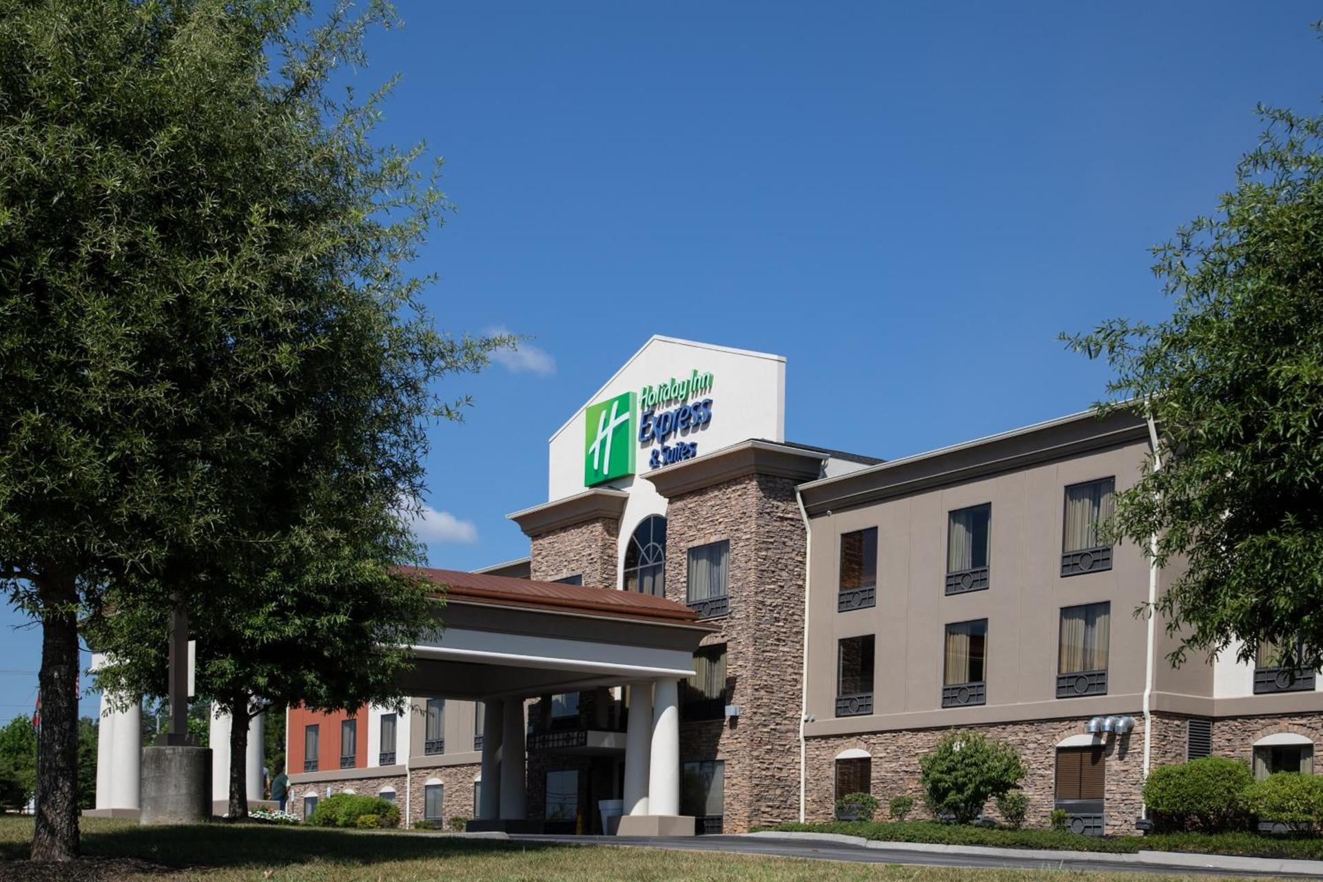 Holiday Inn Express & Suites Knoxville-Farragut by IHG photo 1