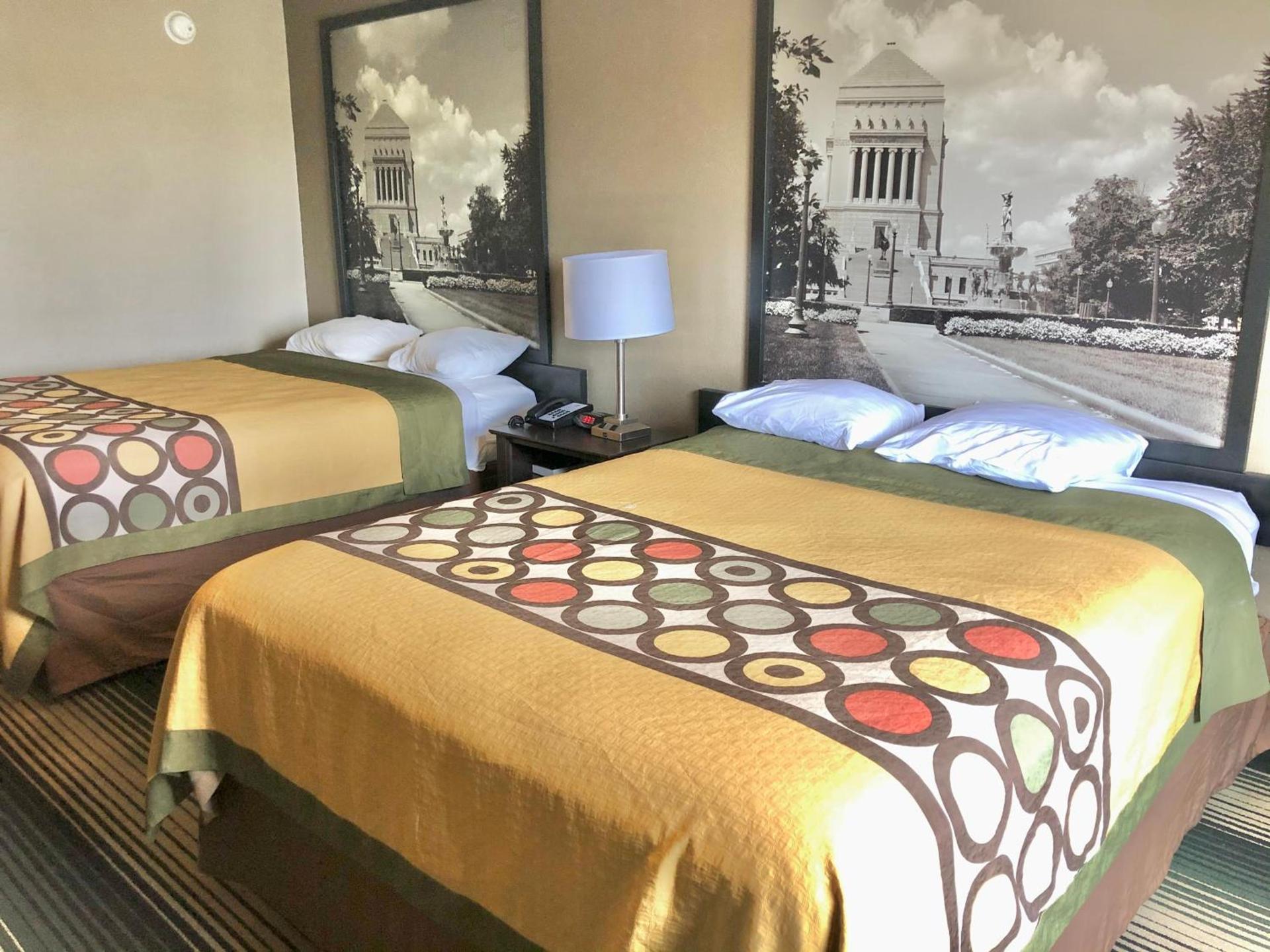 Super 8 by Wyndham Indianapolis South photo 21