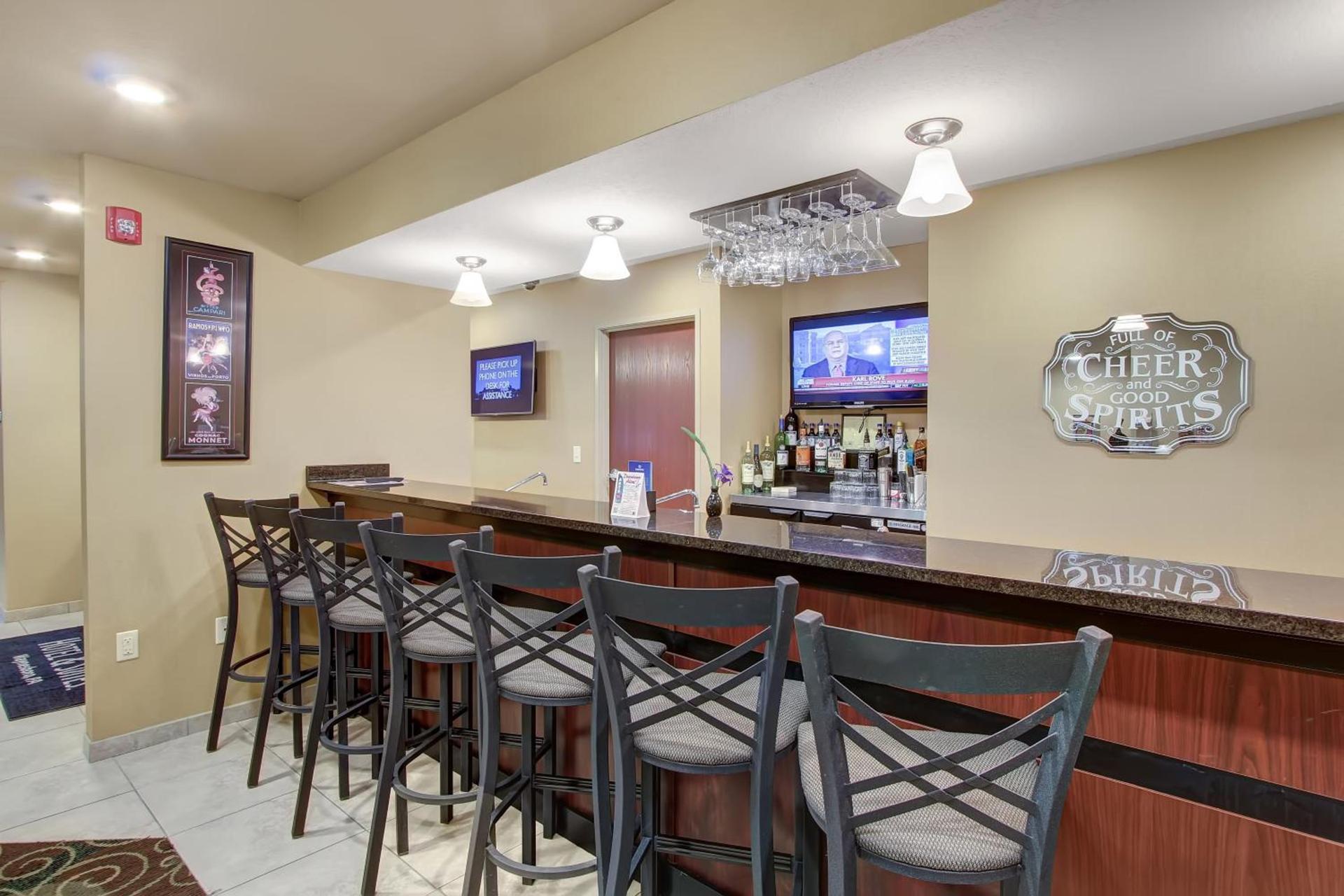 Cobblestone Hotel & Suites - Waynesboro photo 24