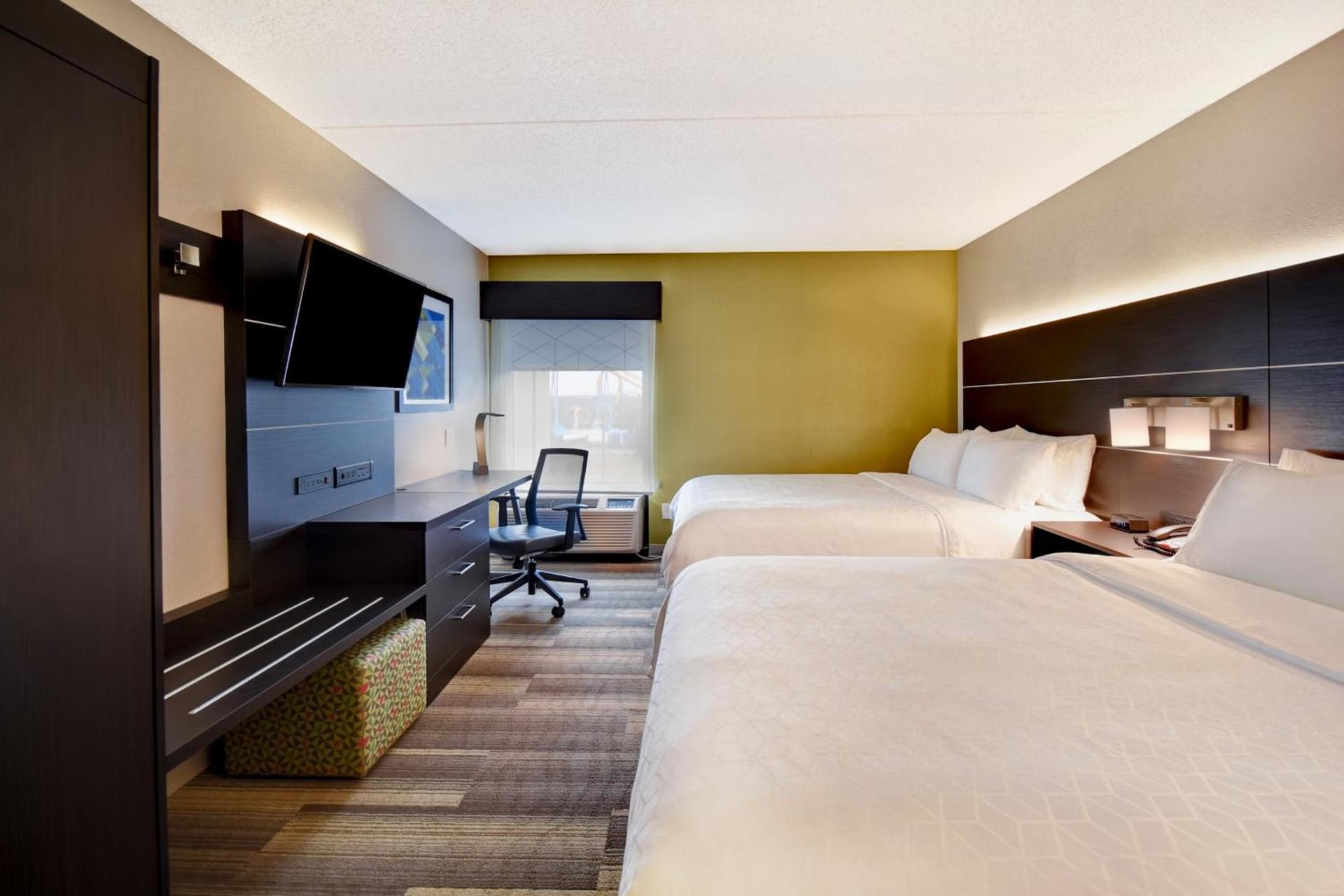 Holiday Inn Express & Suites Allentown-Dorney Park Area by IHG photo 37