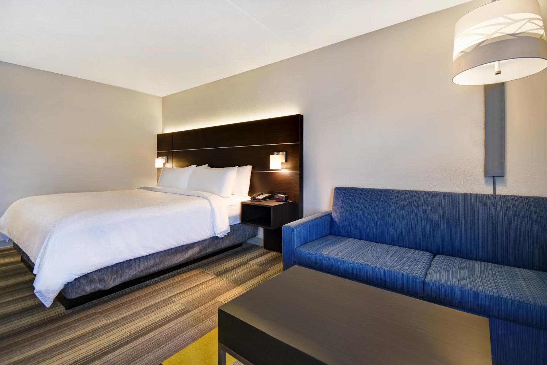 Holiday Inn Express & Suites Allentown-Dorney Park Area by IHG photo 38