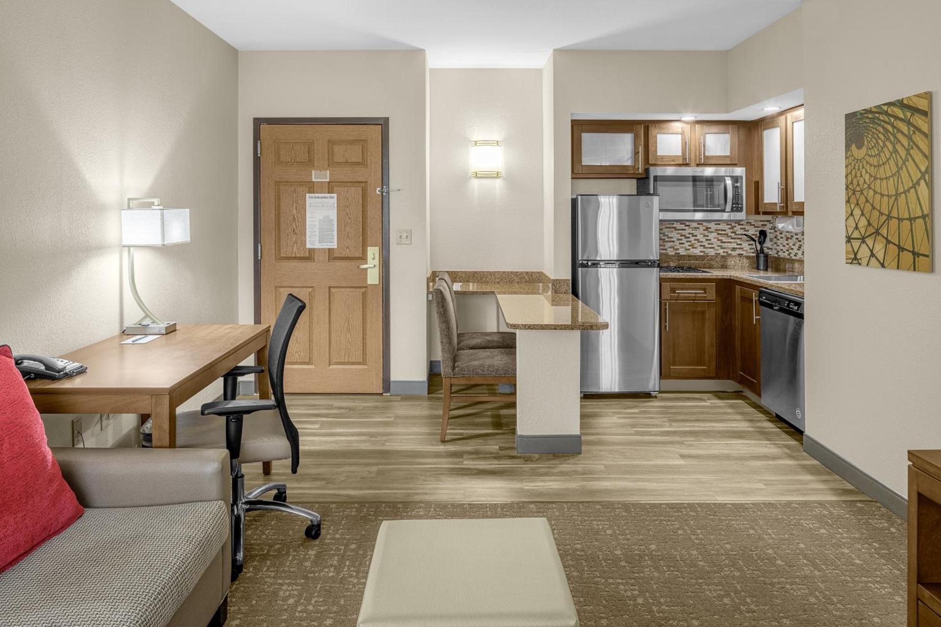 Staybridge Suites Chattanooga-Hamilton Place by IHG photo 13