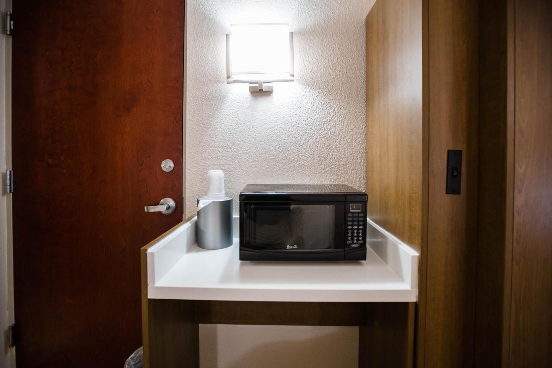 Holiday Inn Express & Suites Knoxville-Farragut by IHG photo 43