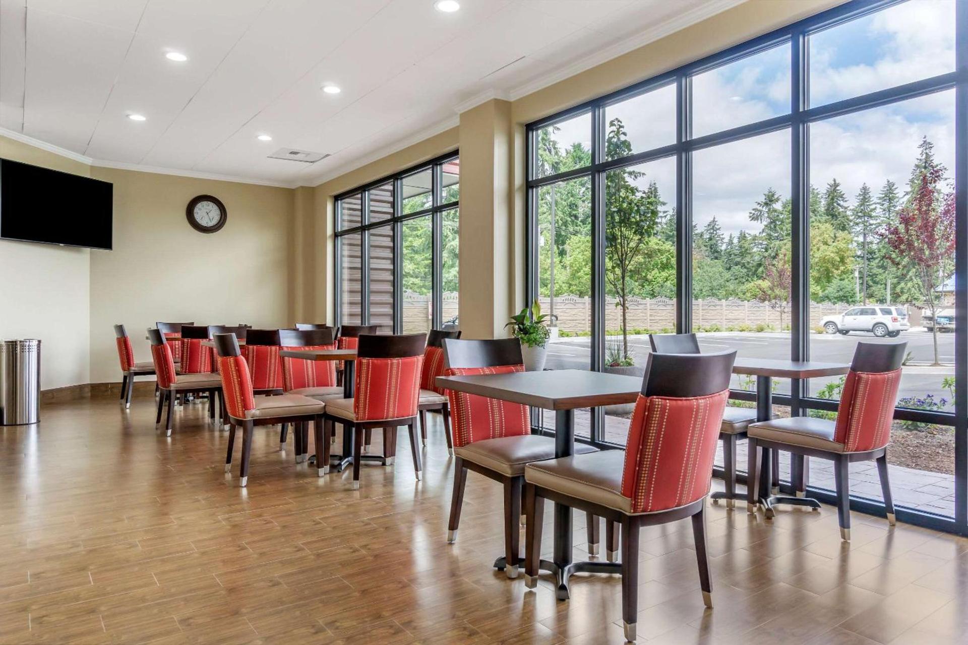 Comfort Inn & Suites Lakewood by JBLM photo 29