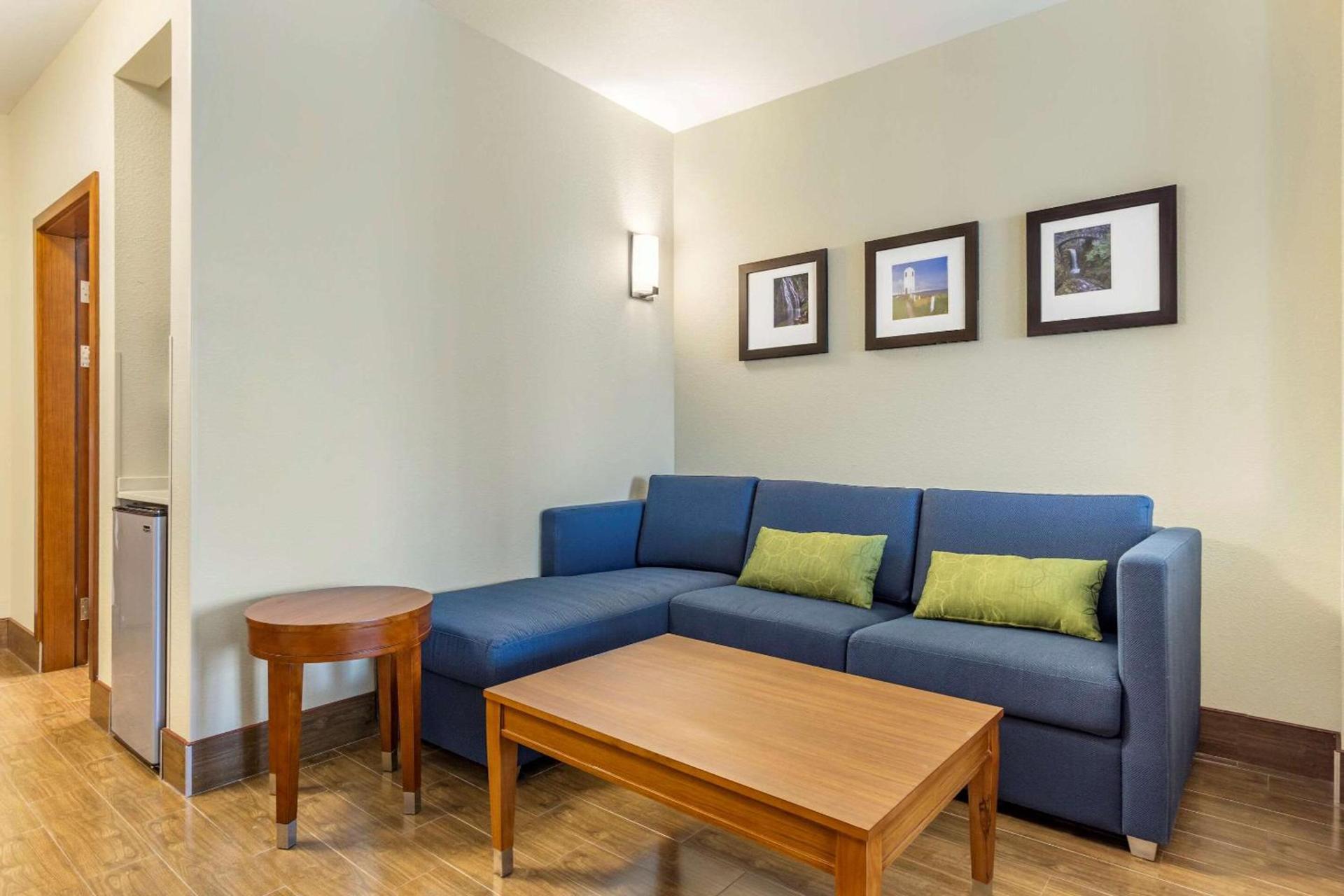 Comfort Inn & Suites Lakewood by JBLM photo 24