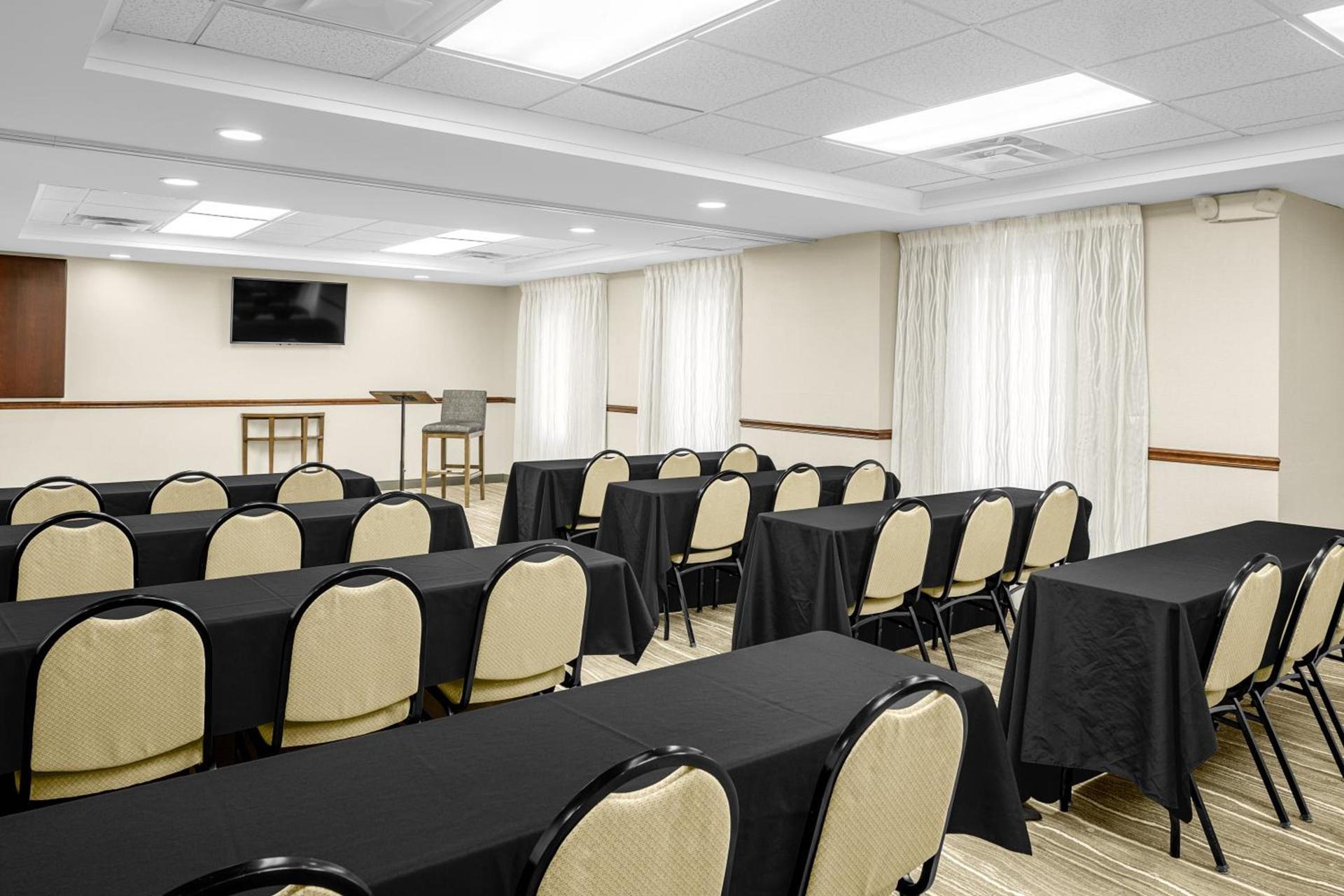 Staybridge Suites Chattanooga-Hamilton Place by IHG photo 30