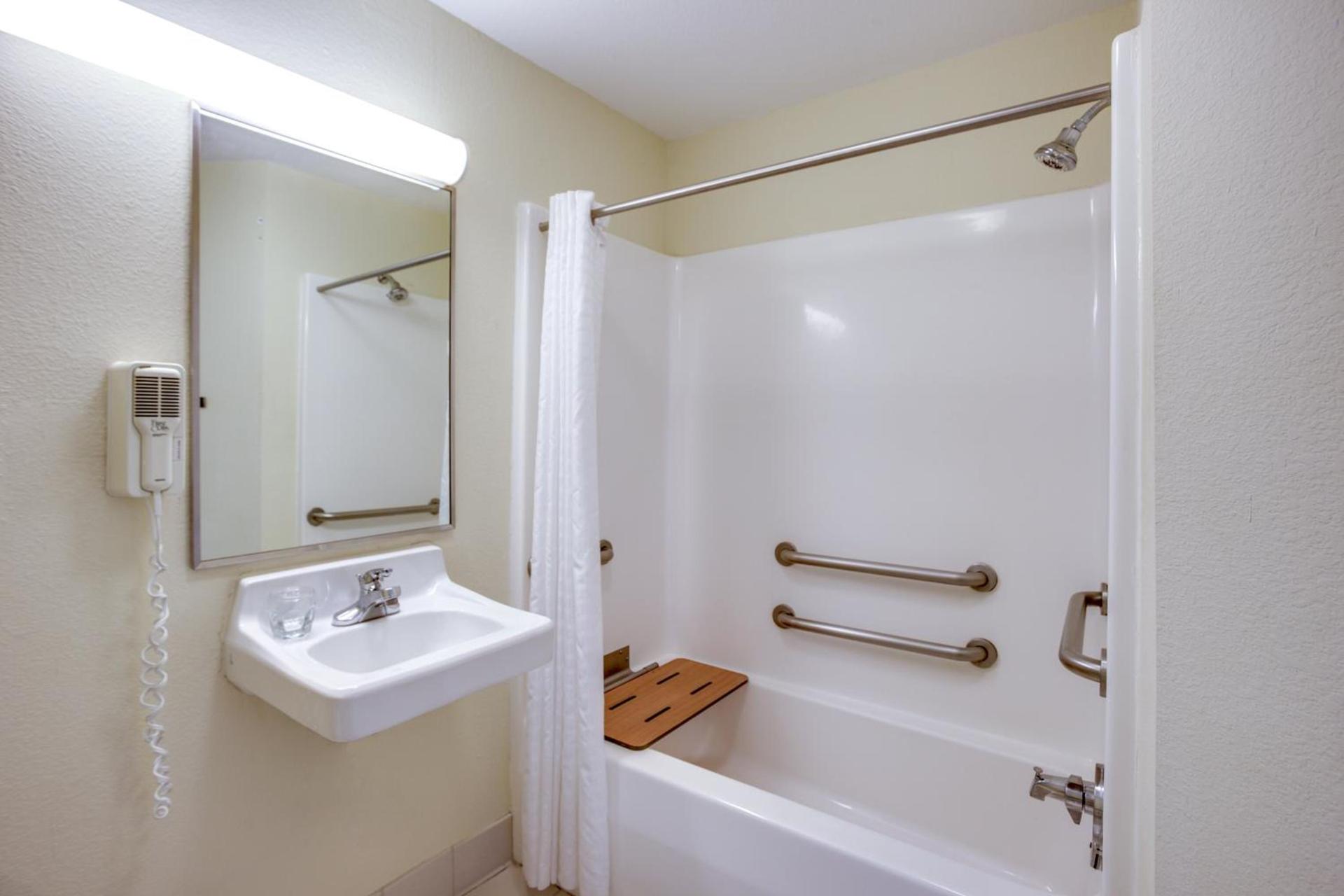 Candlewood Suites Durham - RTP by IHG photo 14