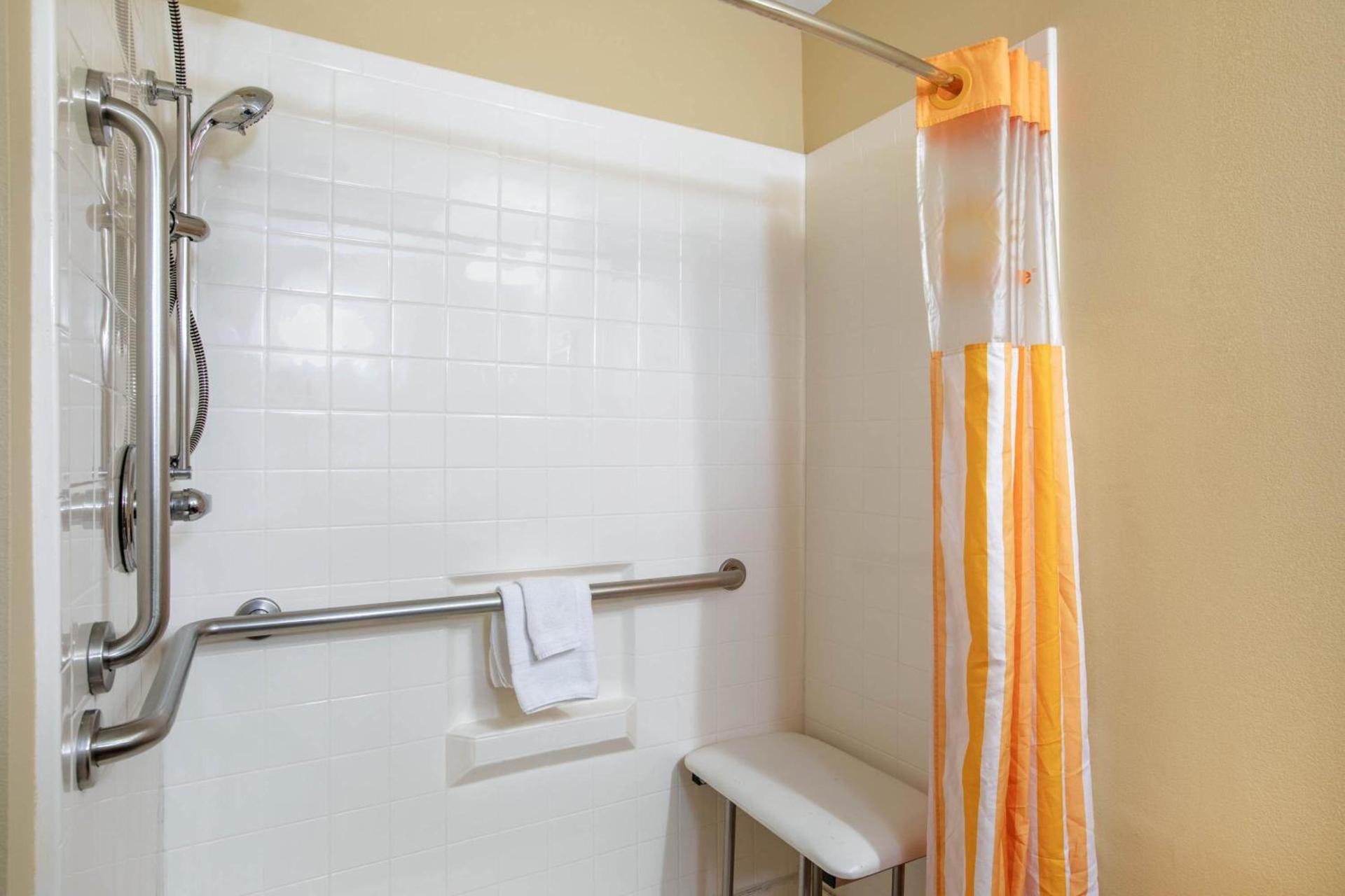 La Quinta by Wyndham Conway photo 43