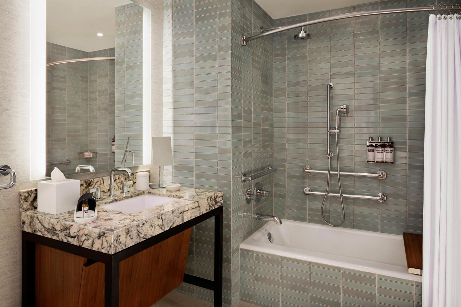 Grand Hyatt at SFO photo 6