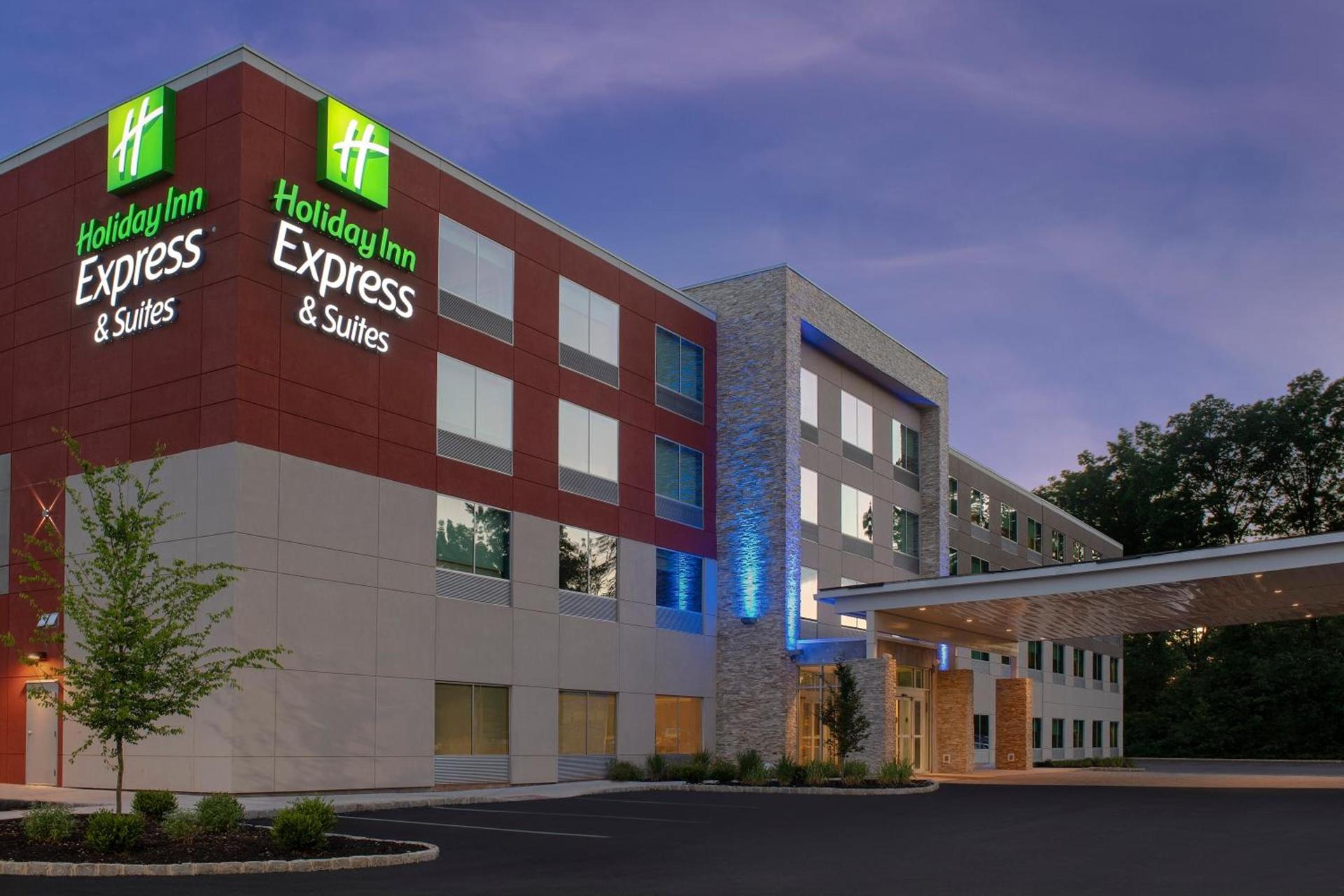 Holiday Inn Express & Suites Kingsland I-95-Naval Base Area by IHG photo 3