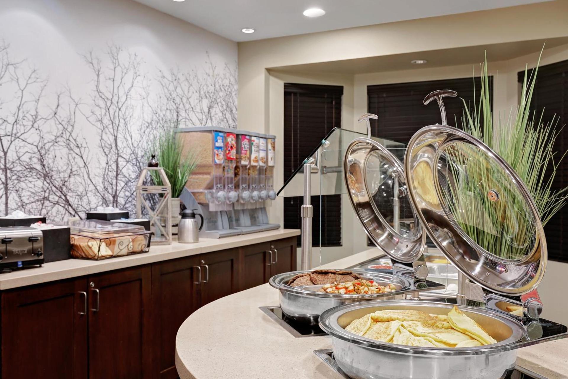 Staybridge Suites Washington D.C. - Greenbelt by IHG photo 12