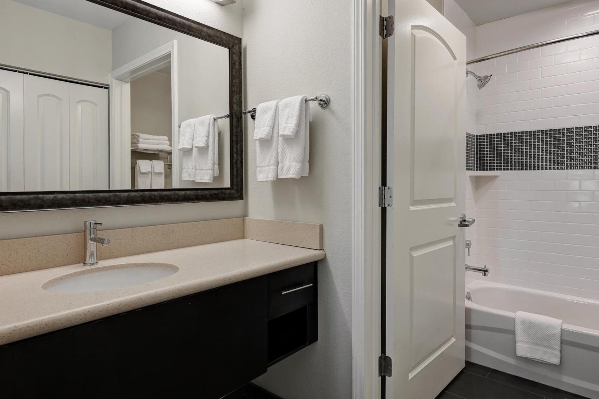 Staybridge Suites Washington D.C. - Greenbelt by IHG photo 41