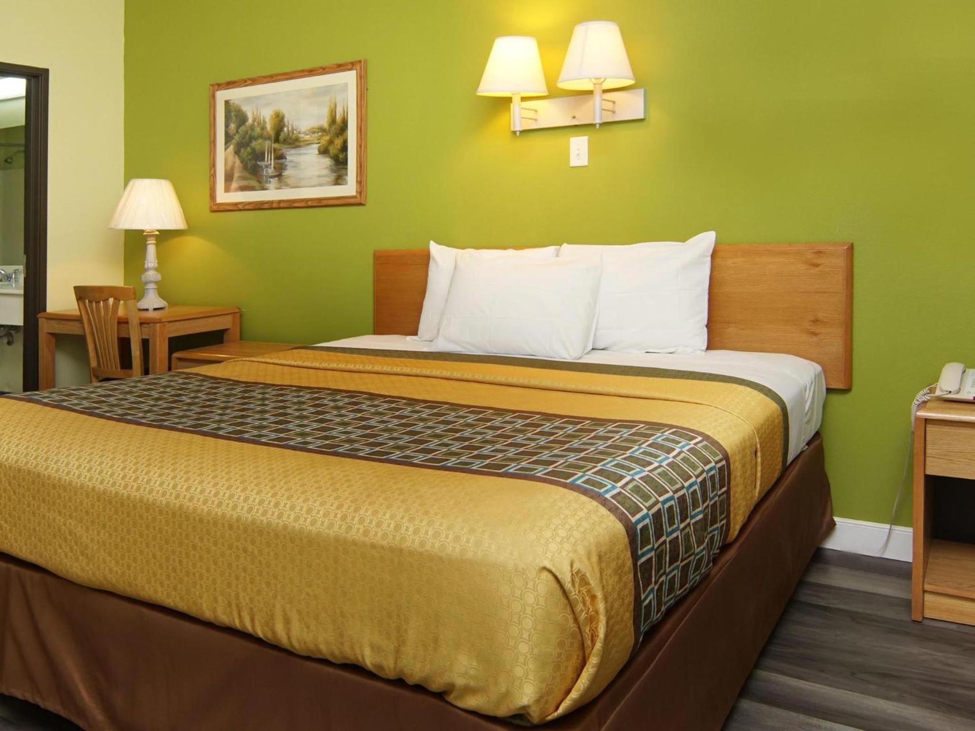Quality One Motel photo 13