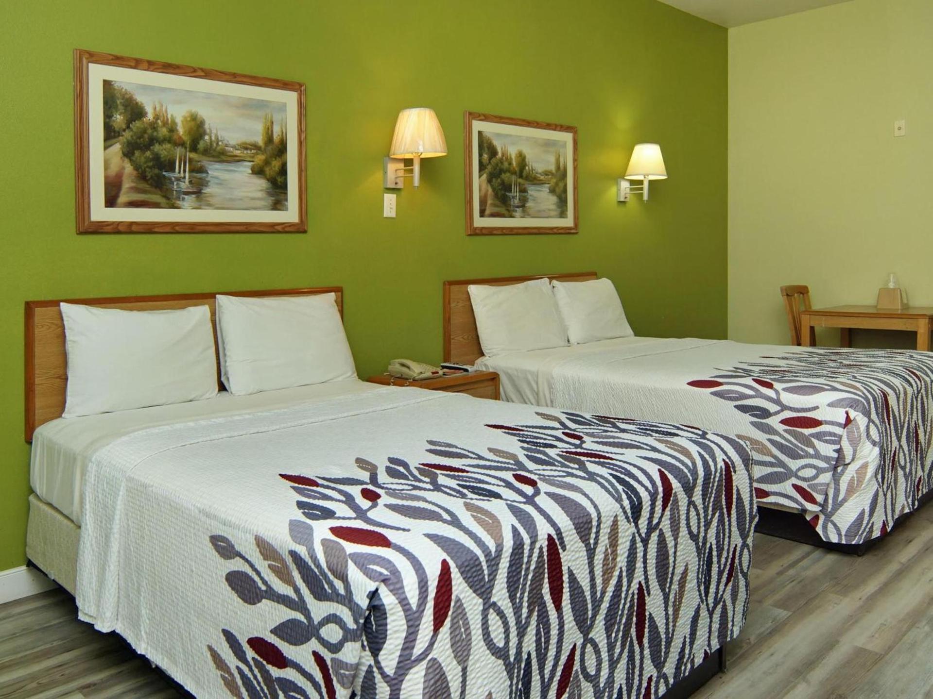 Quality One Motel photo 16