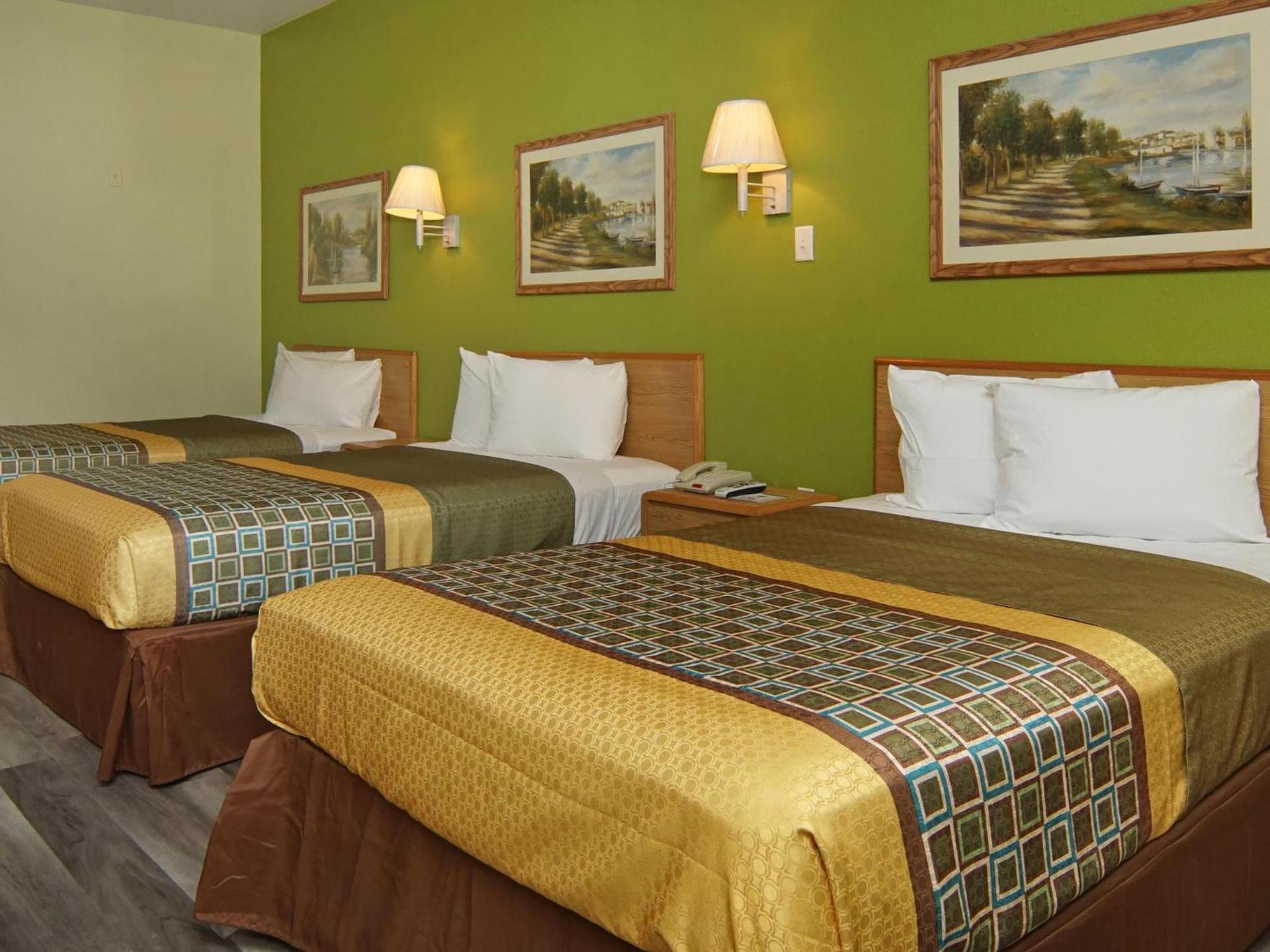 Quality One Motel photo 17