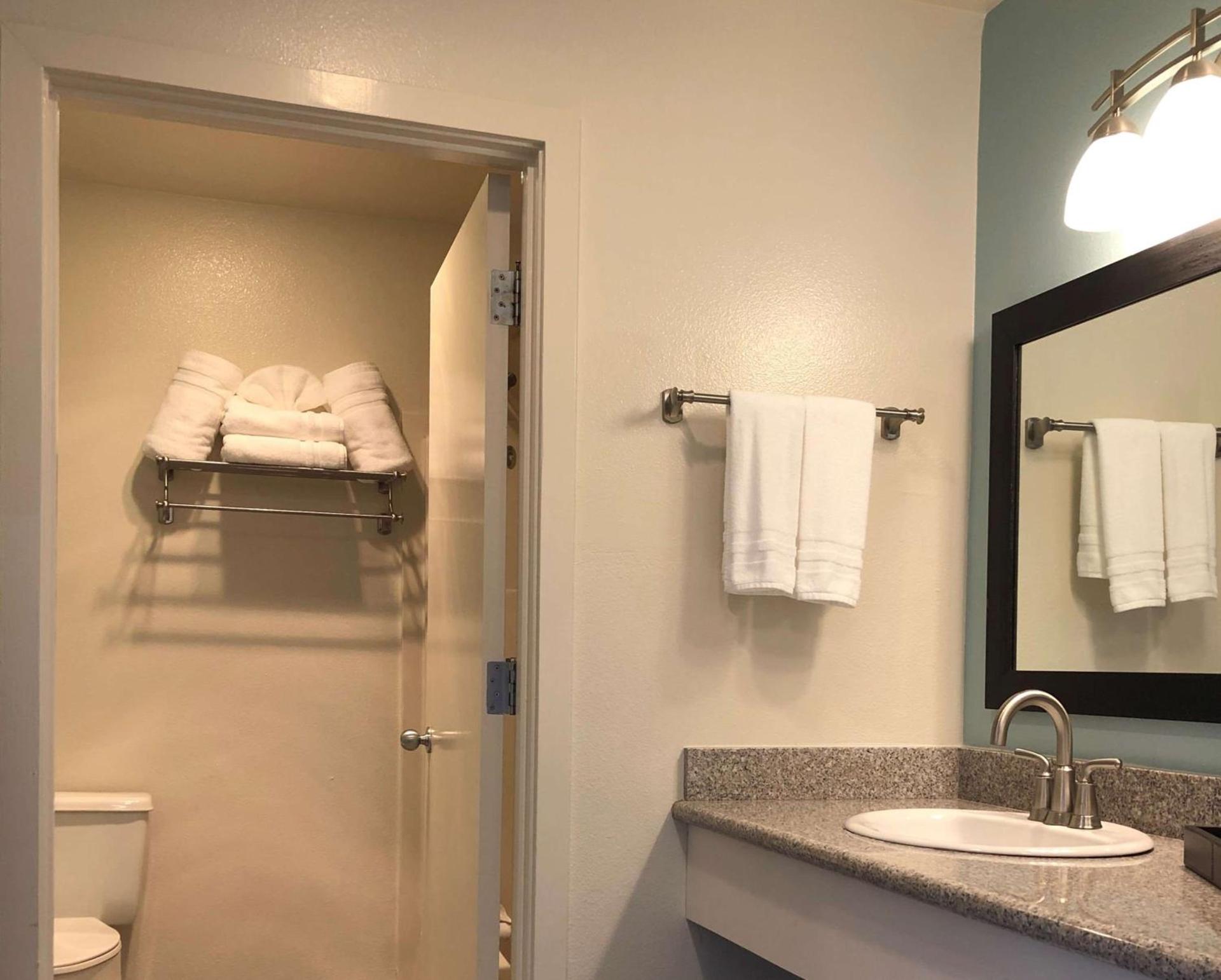 SureStay Plus Hotel by Best Western Gold Beach photo 15