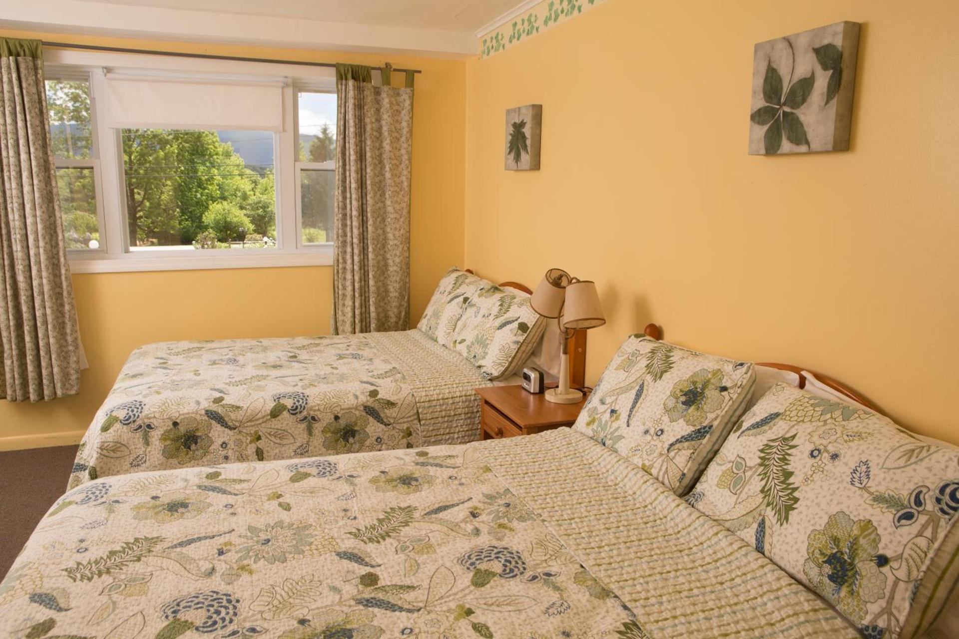 Governor's Rock Motel photo 32