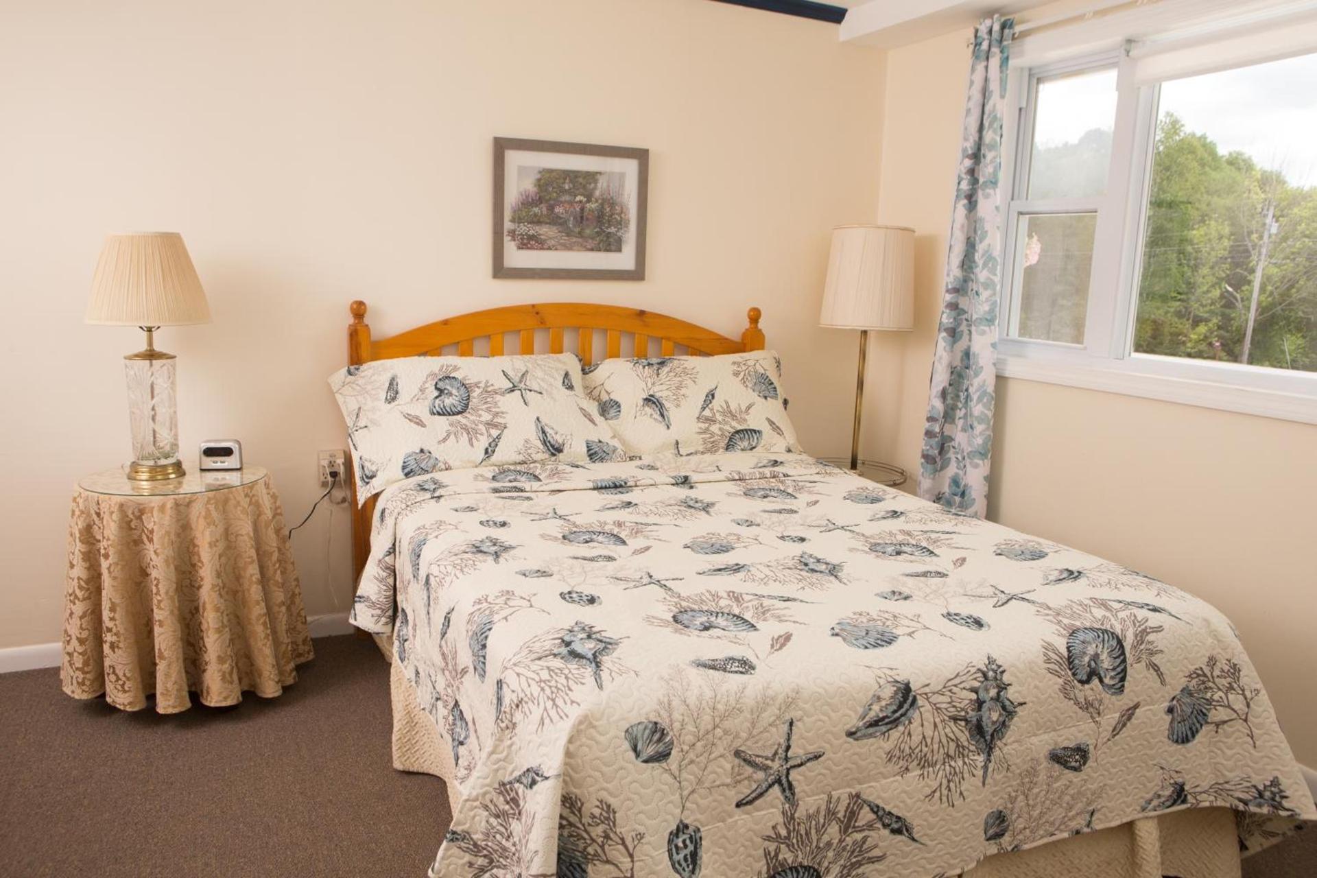 Governor's Rock Motel photo 25
